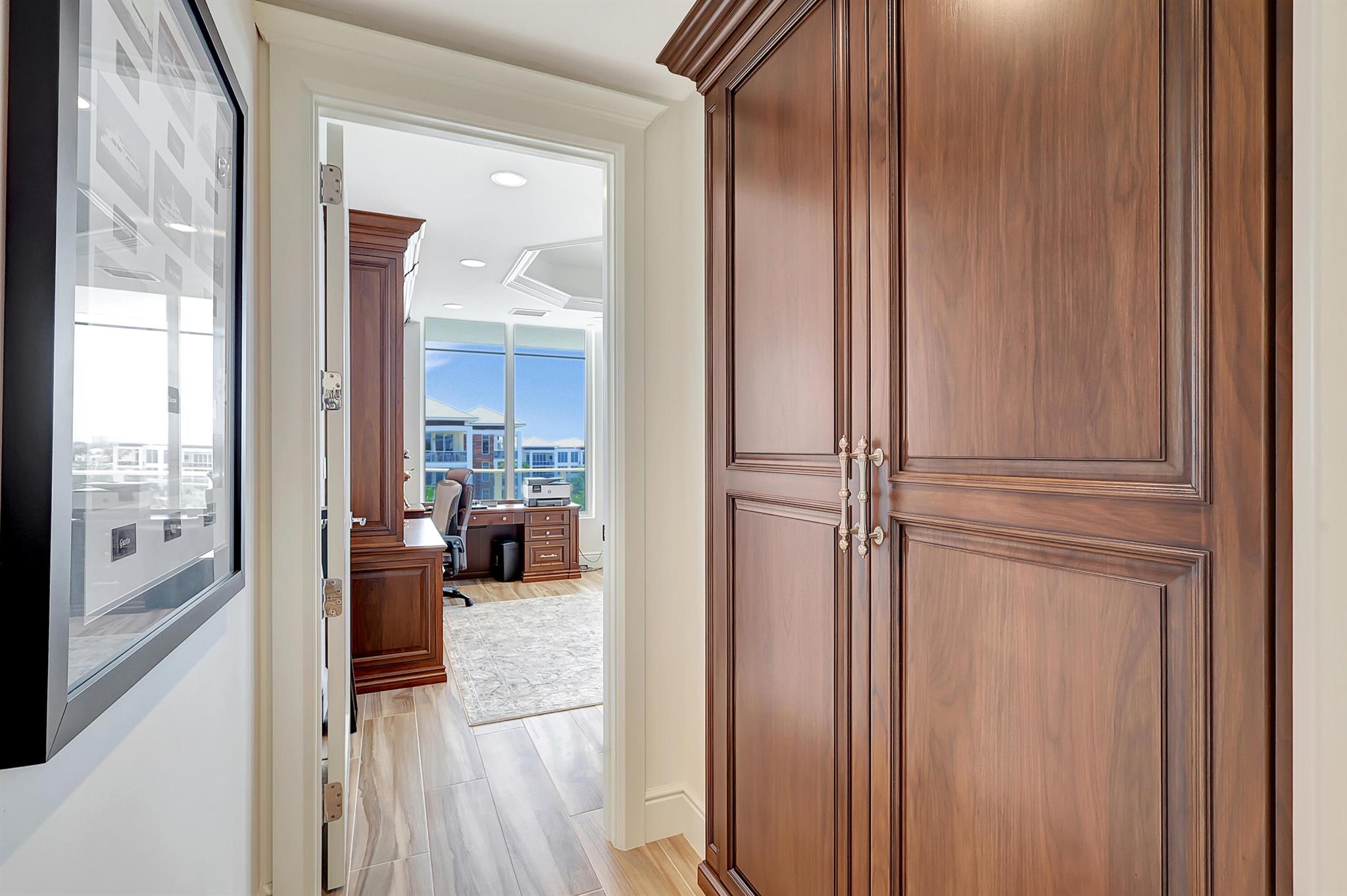 AZURE CONDO - Residential