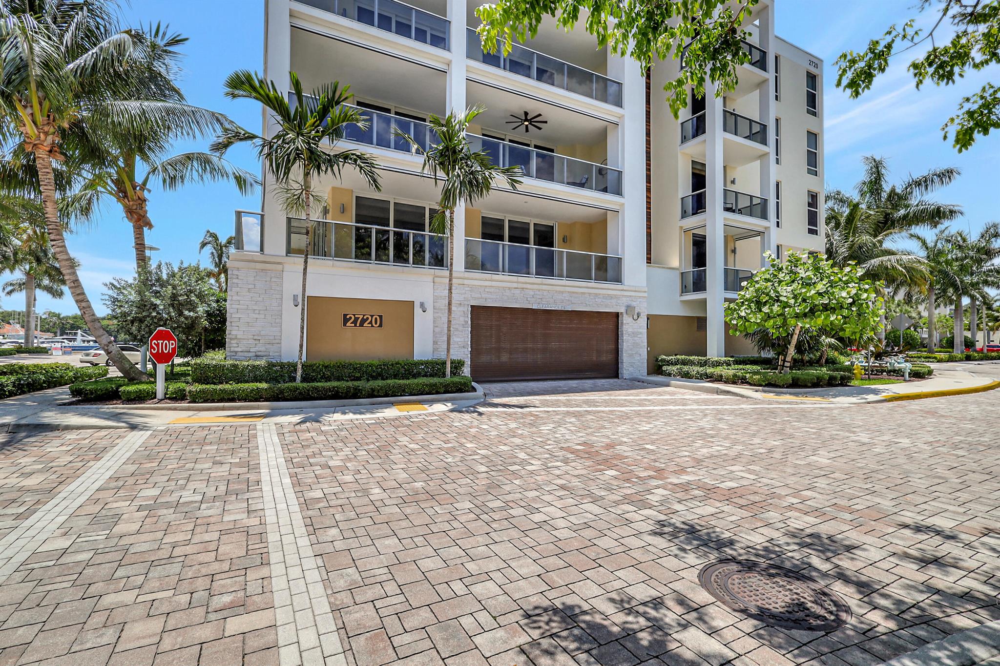 AZURE CONDO - Residential