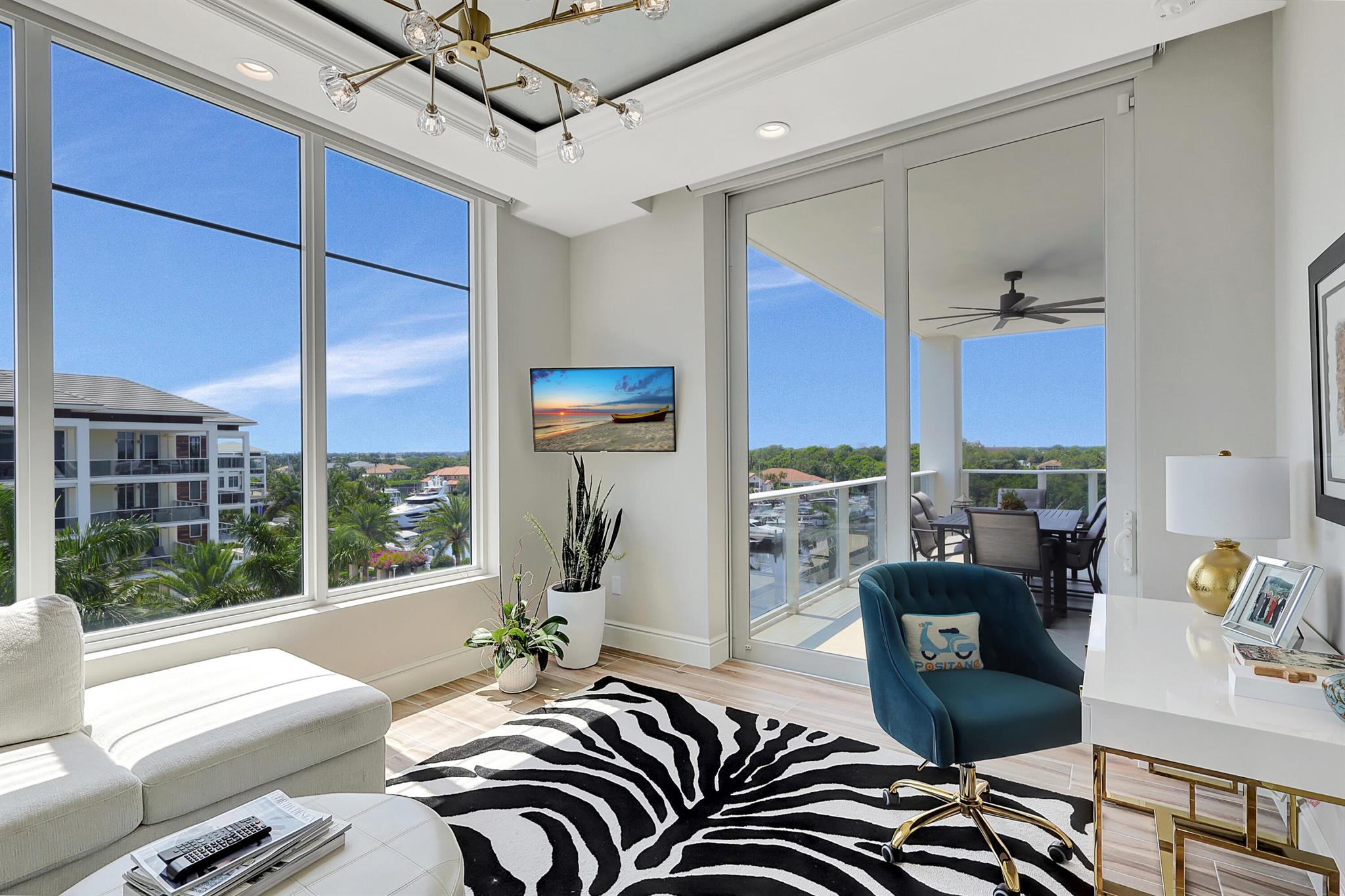 AZURE CONDO - Residential