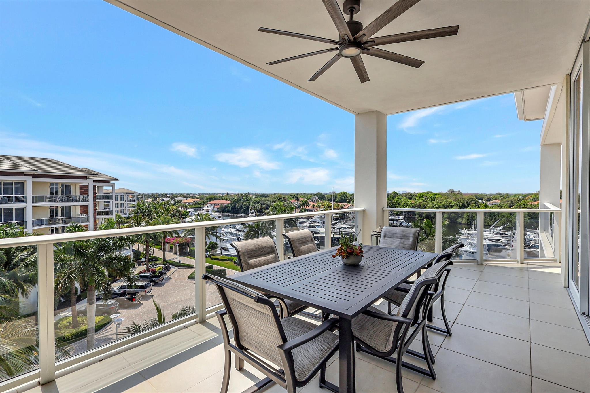 AZURE CONDO - Residential