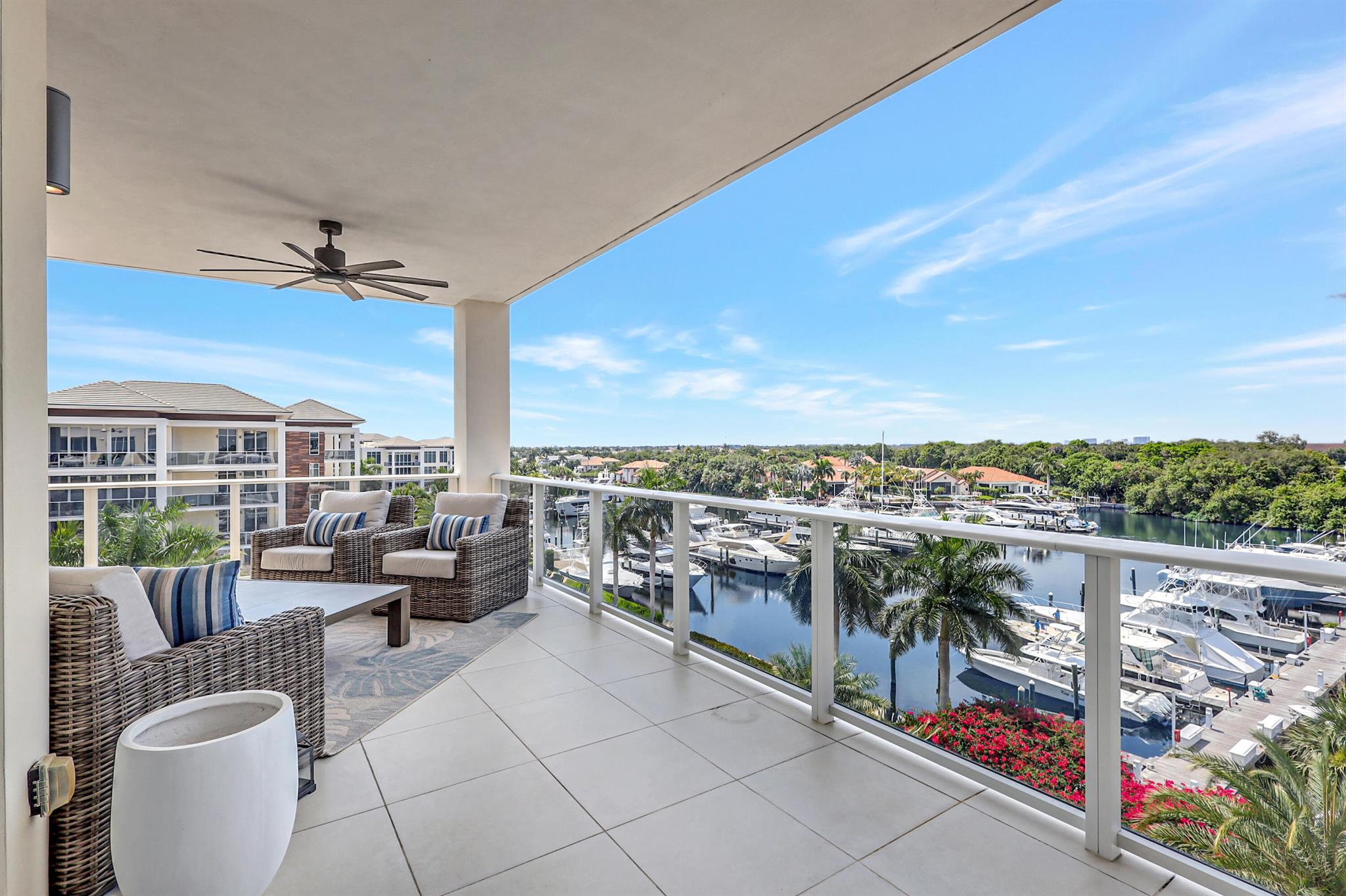 AZURE CONDO - Residential