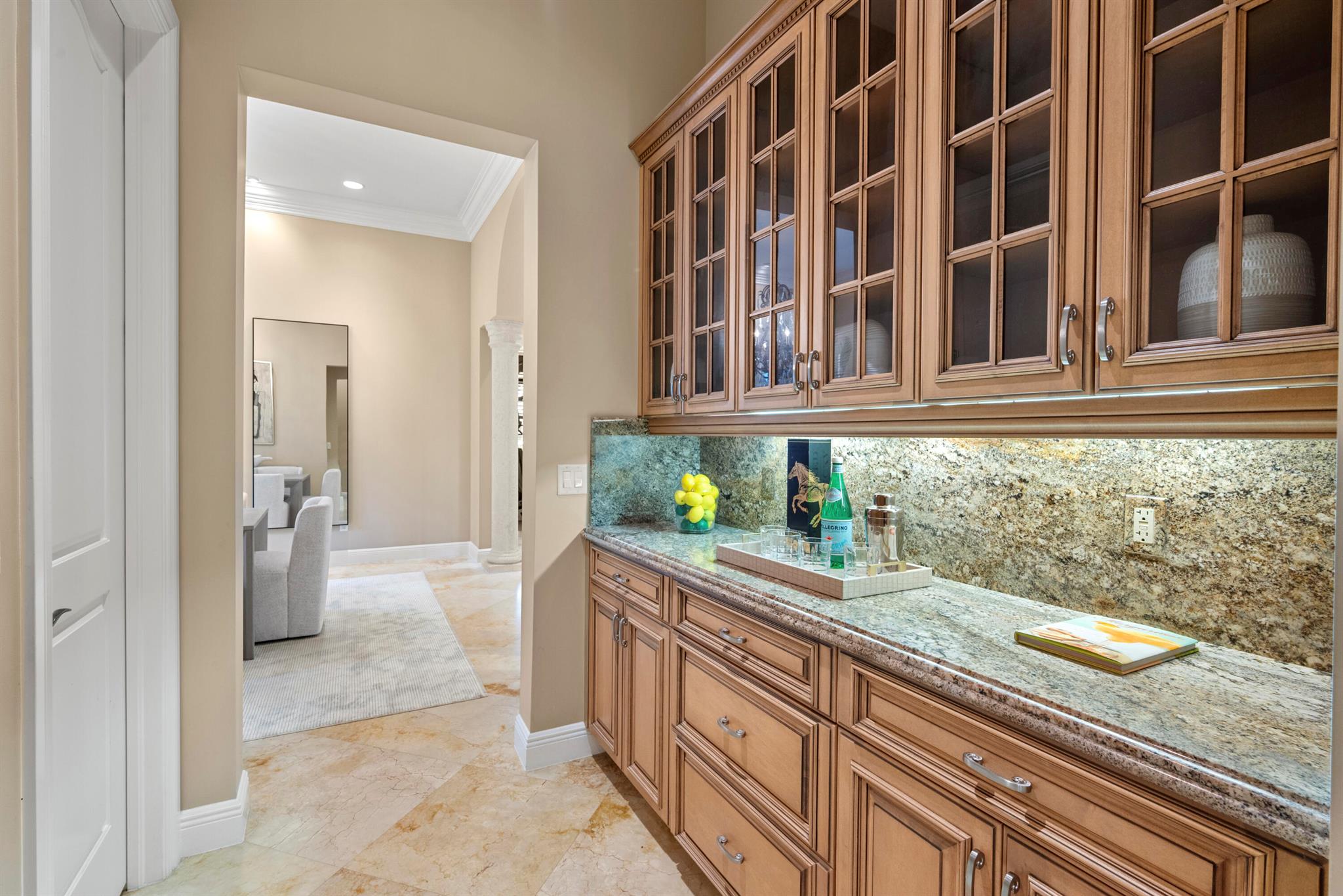 VINTAGE OAKS - Residential