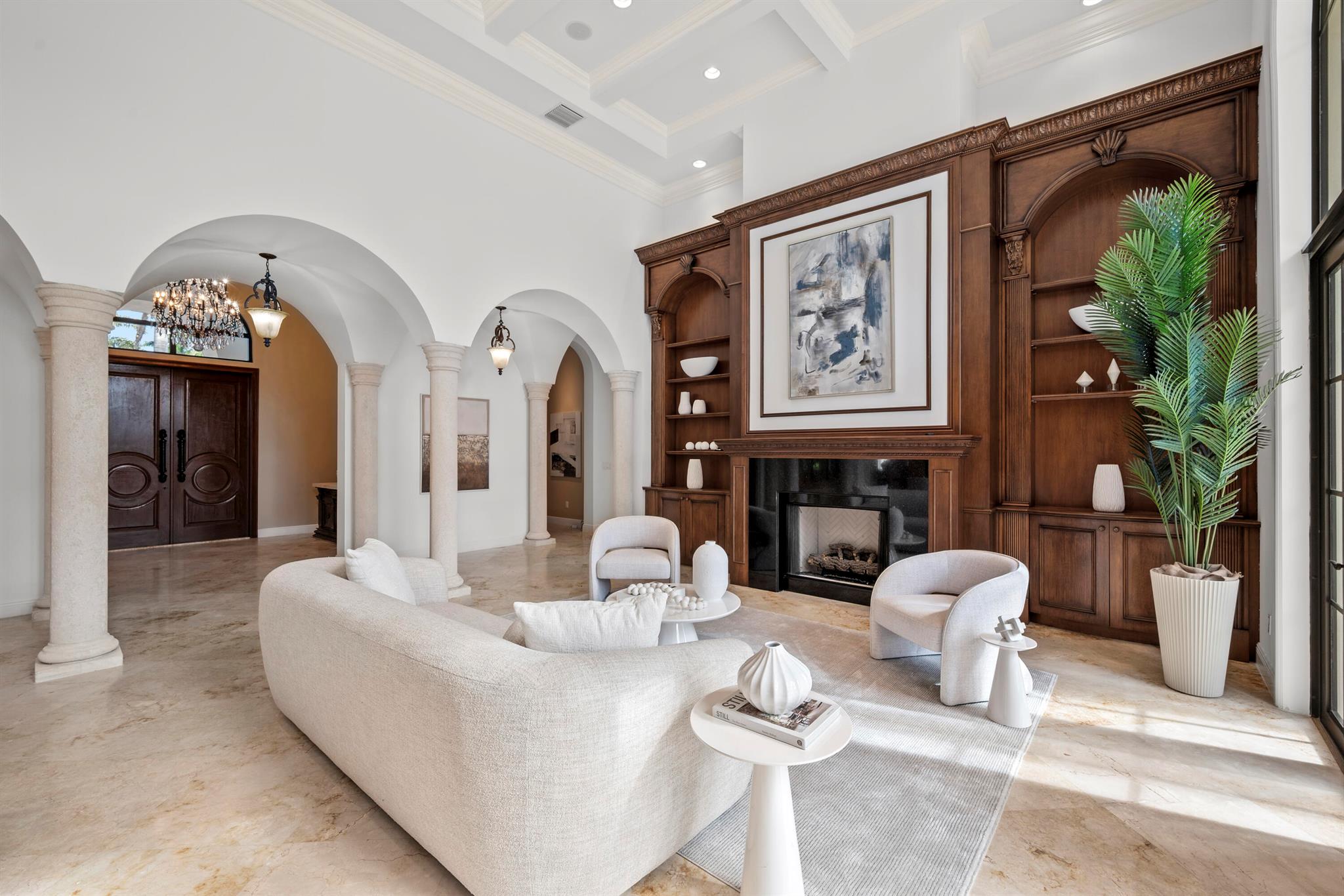 VINTAGE OAKS - Residential