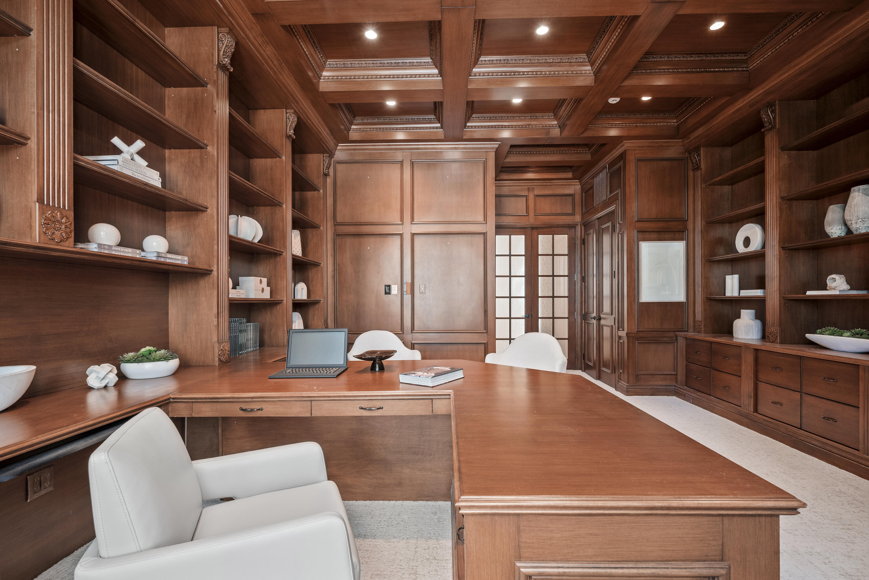 VINTAGE OAKS - Residential