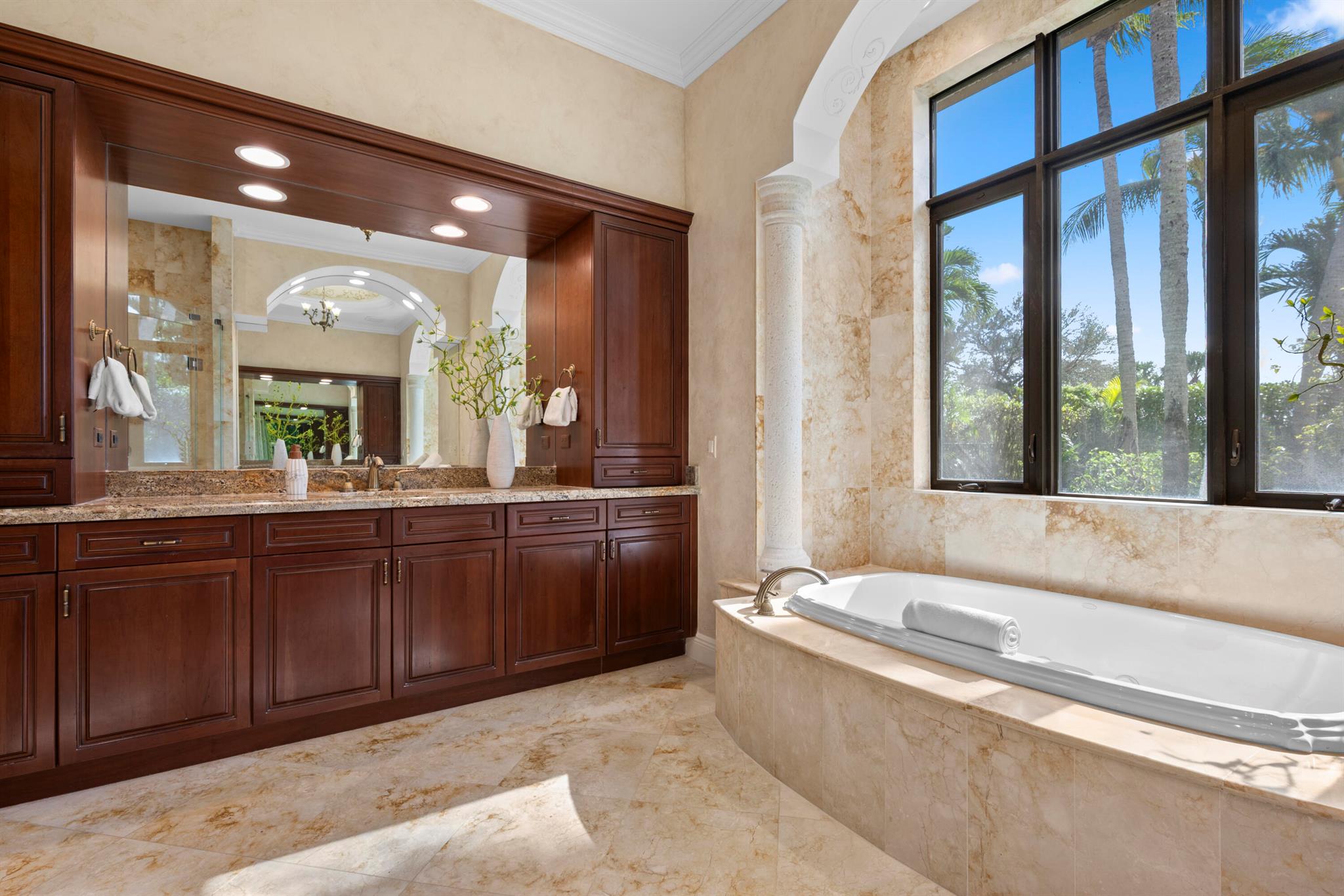 VINTAGE OAKS - Residential