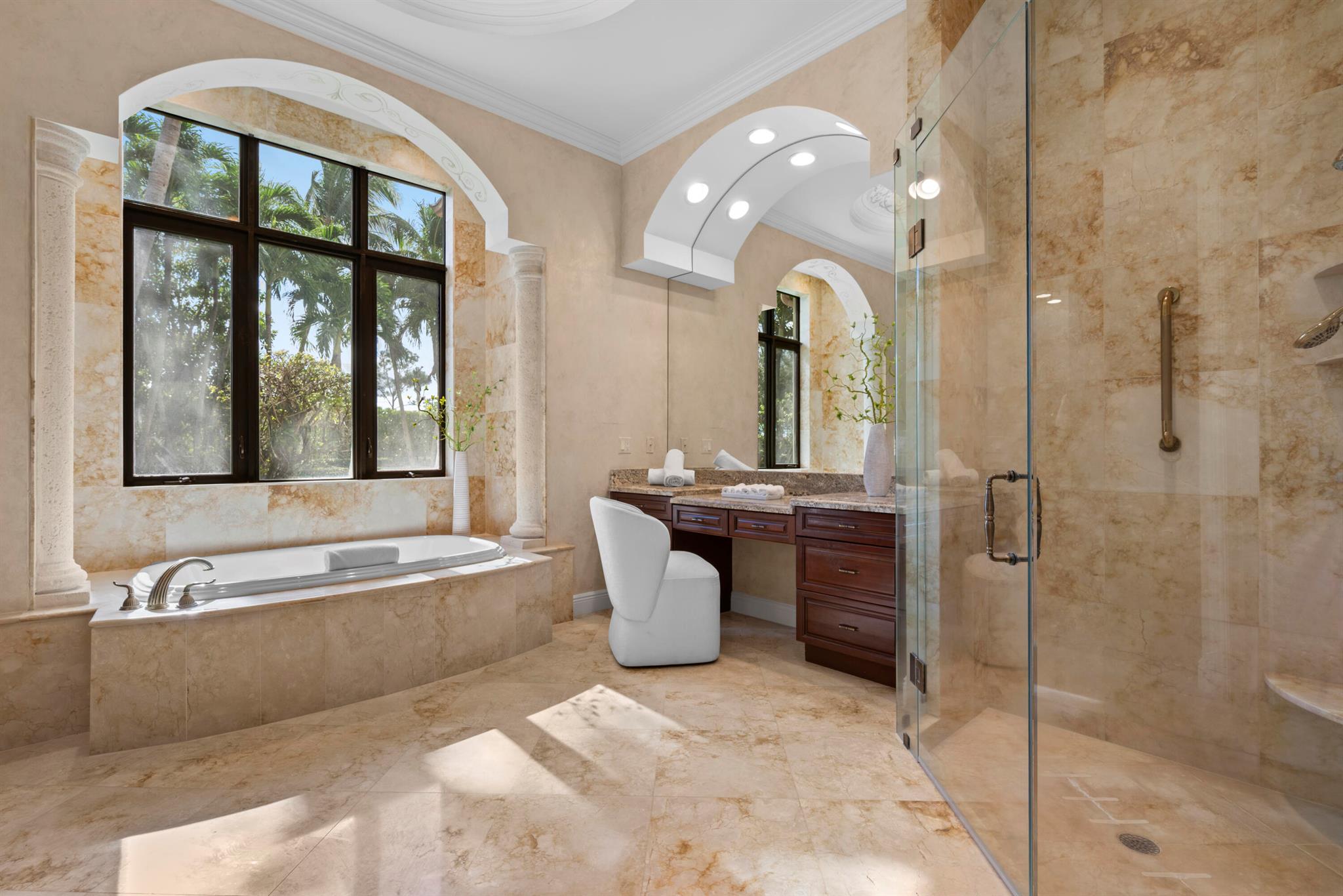 VINTAGE OAKS - Residential