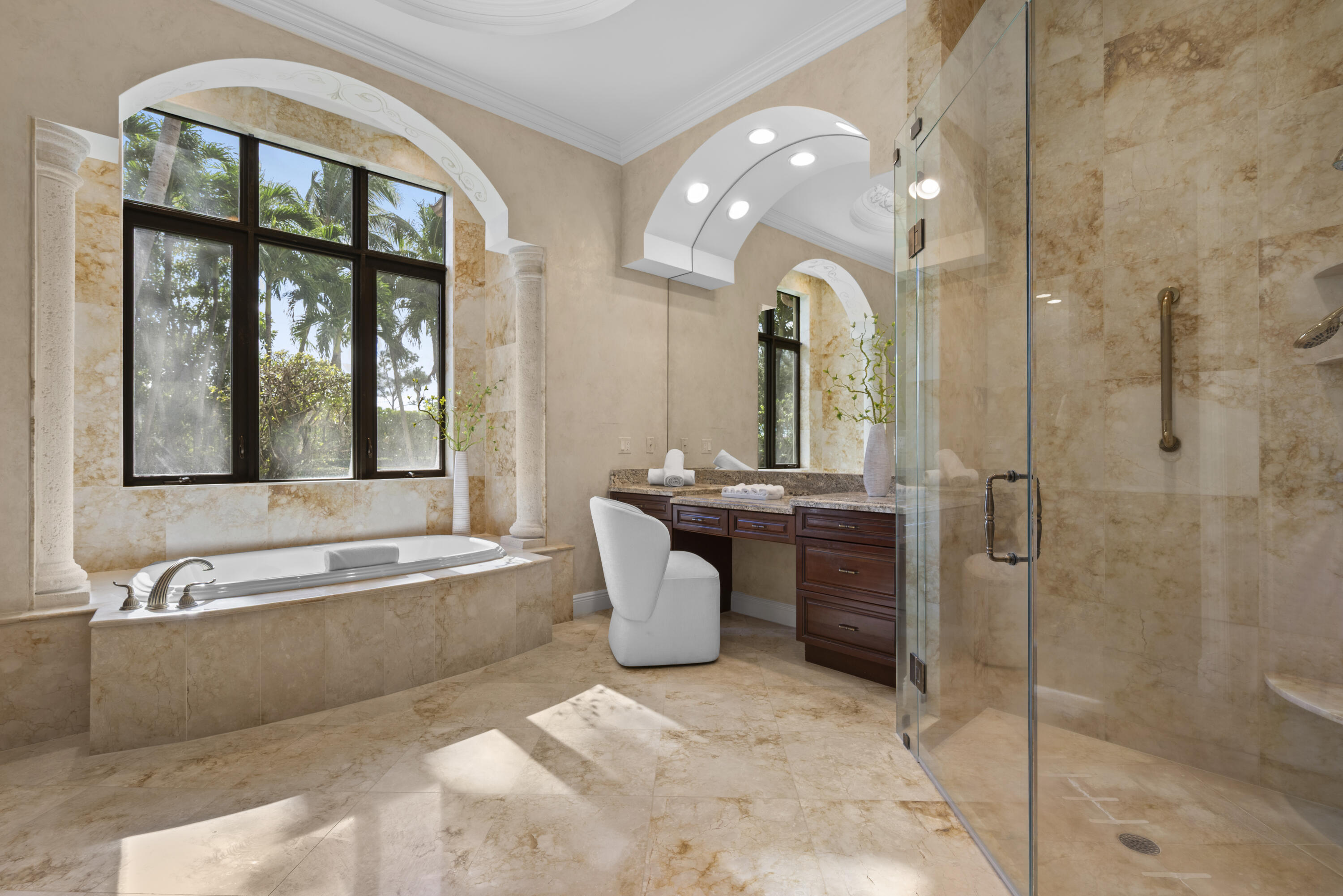 VINTAGE OAKS - Residential