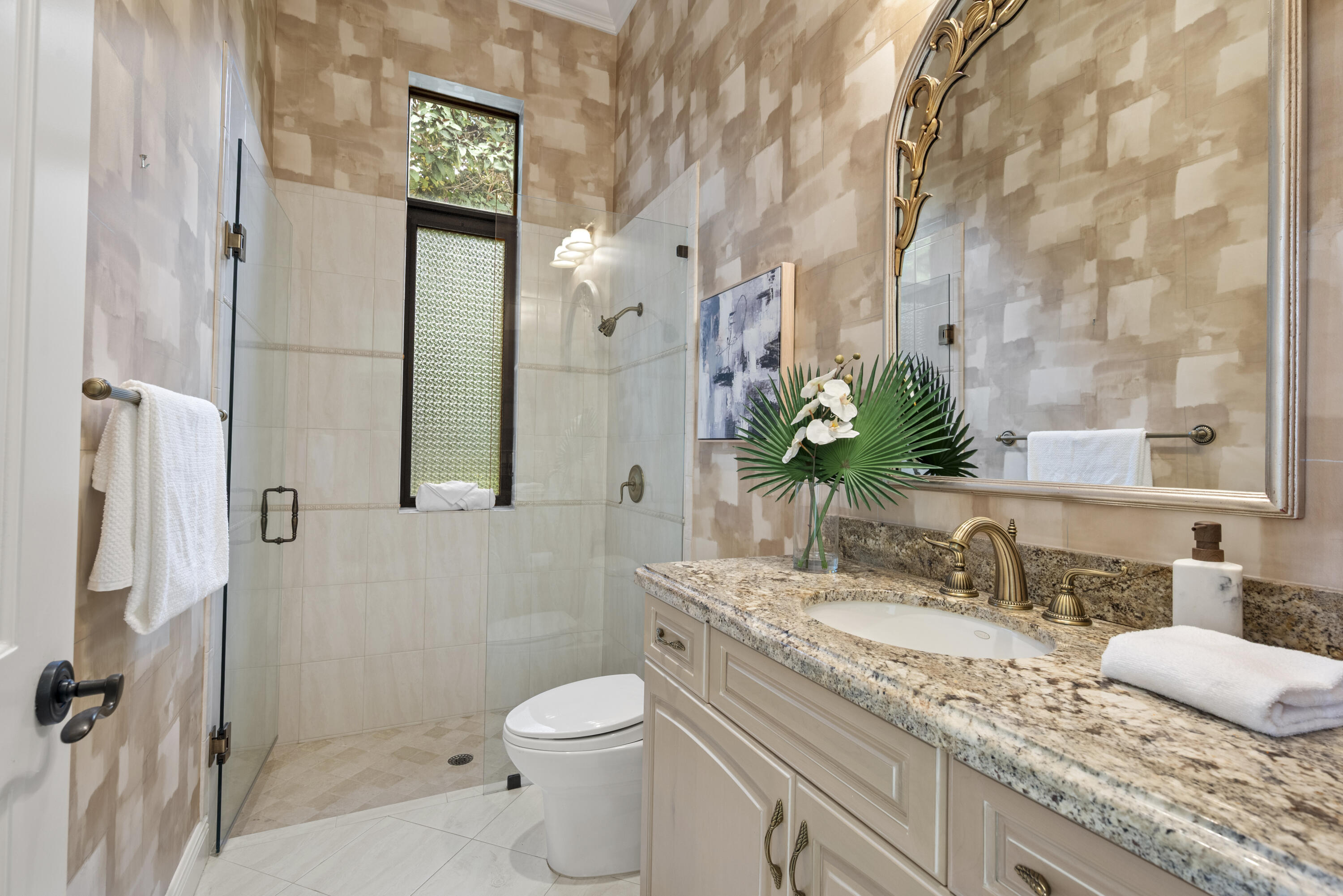 VINTAGE OAKS - Residential