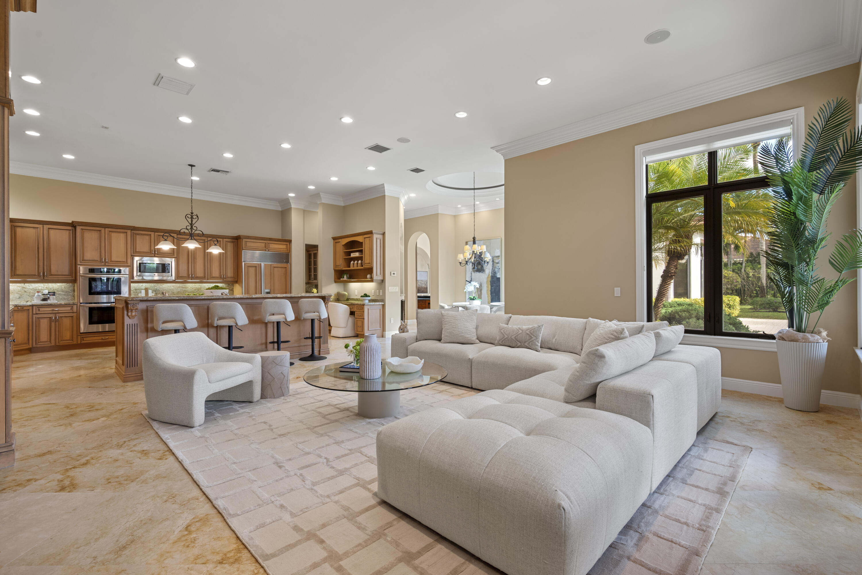 VINTAGE OAKS - Residential