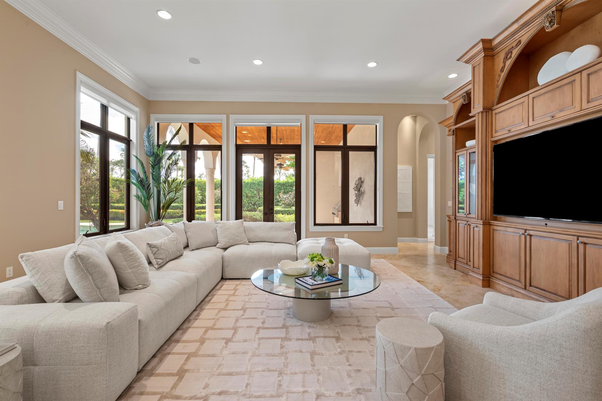 VINTAGE OAKS - Residential