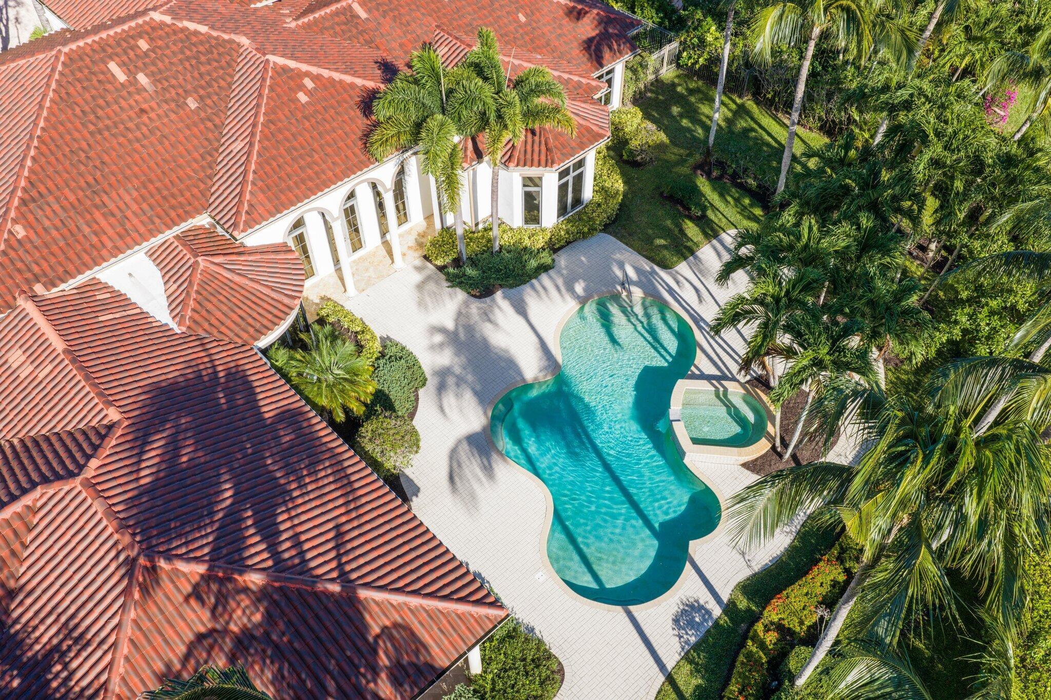 VINTAGE OAKS - Residential