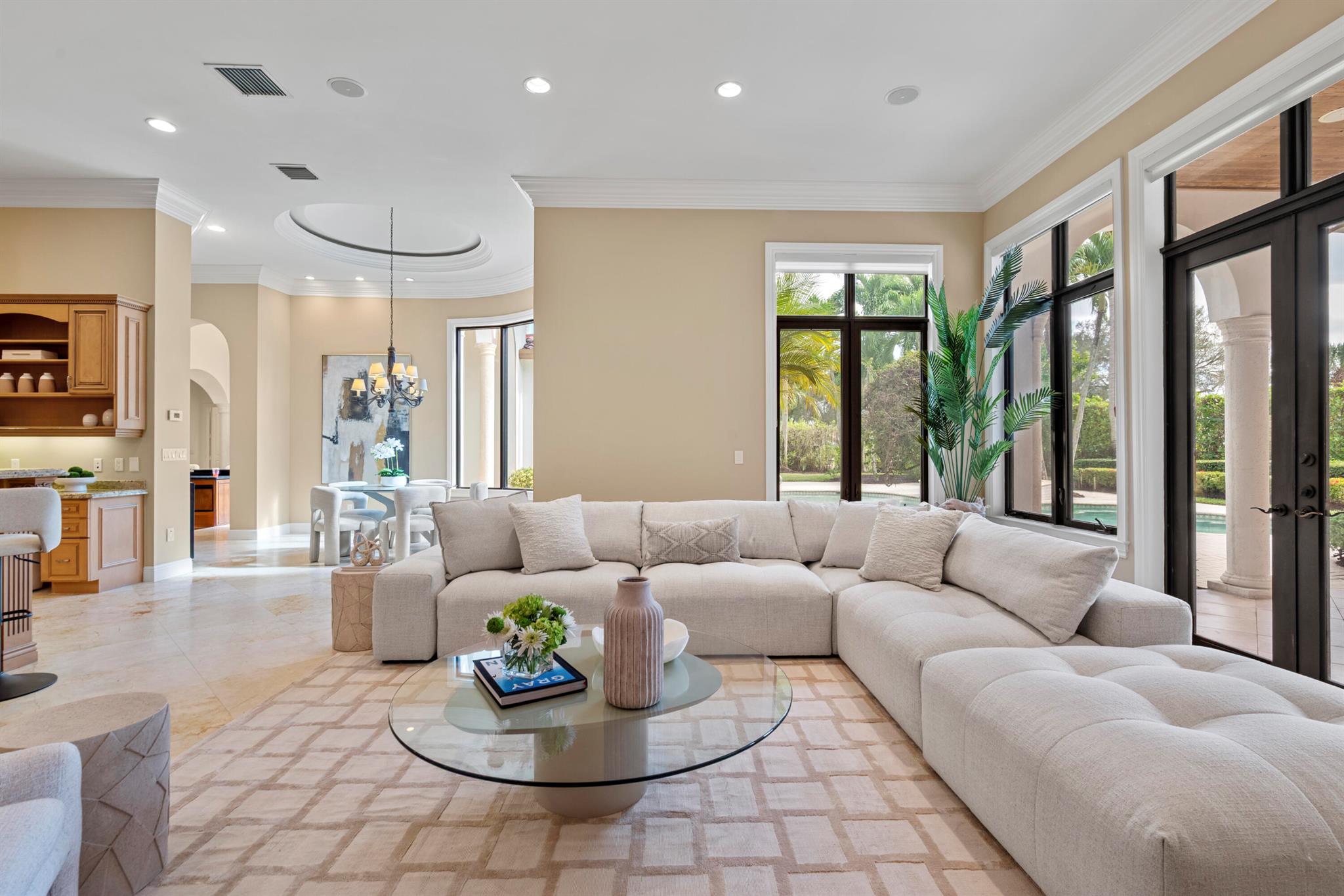 VINTAGE OAKS - Residential