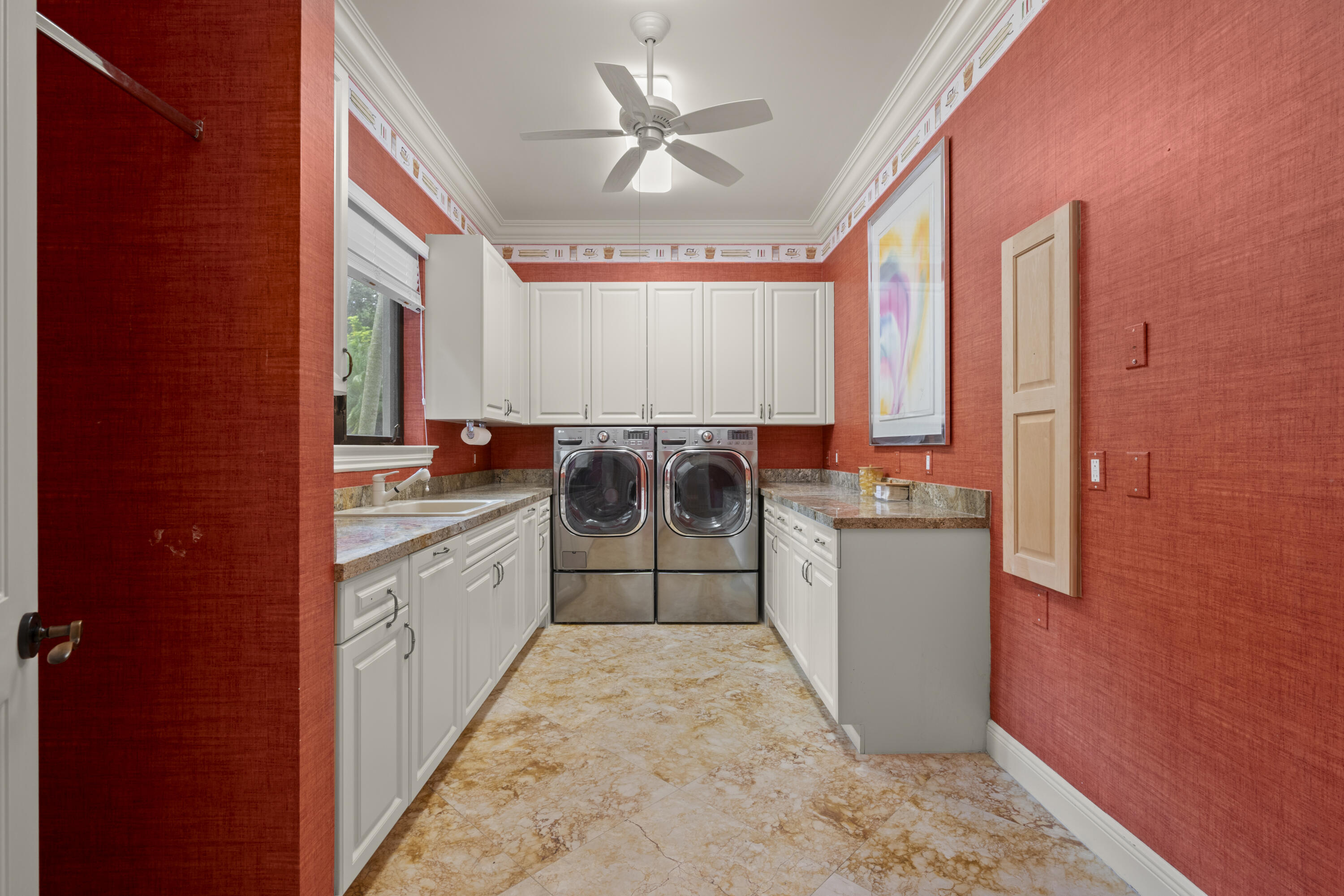 VINTAGE OAKS - Residential