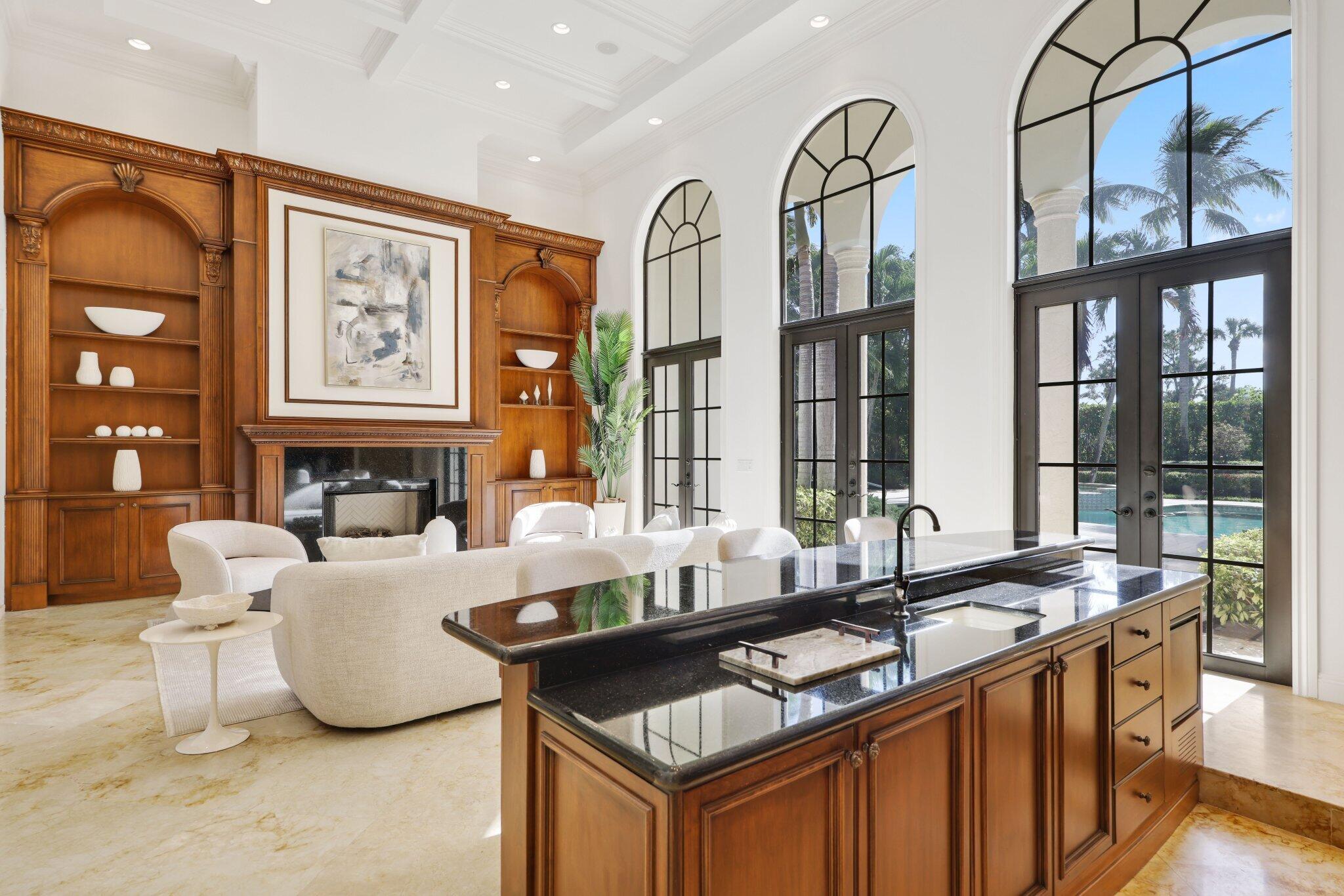 VINTAGE OAKS - Residential