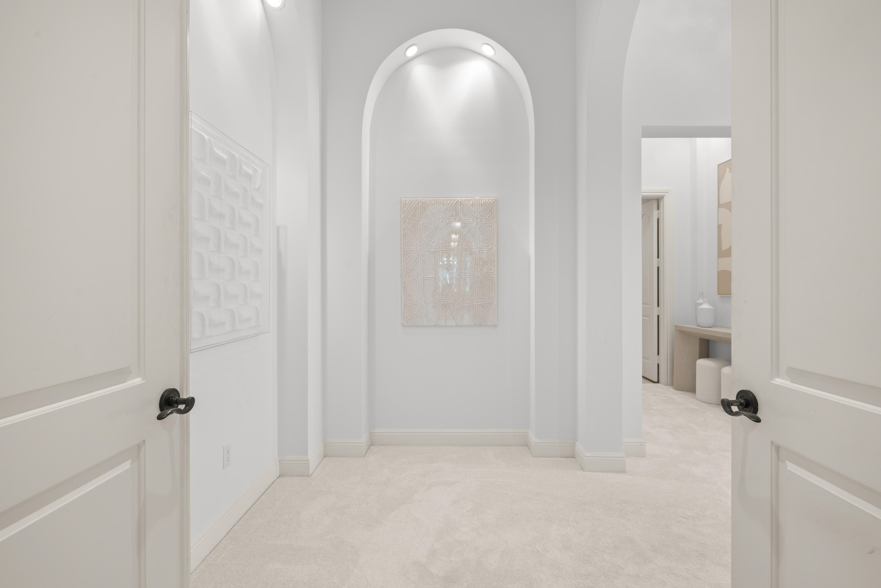 VINTAGE OAKS - Residential