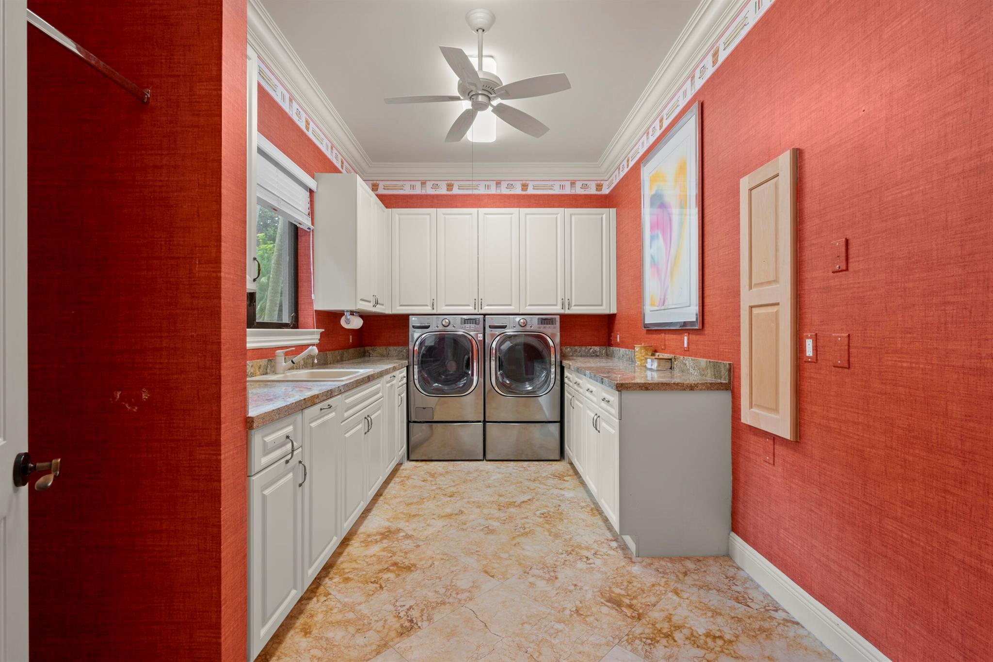 VINTAGE OAKS - Residential