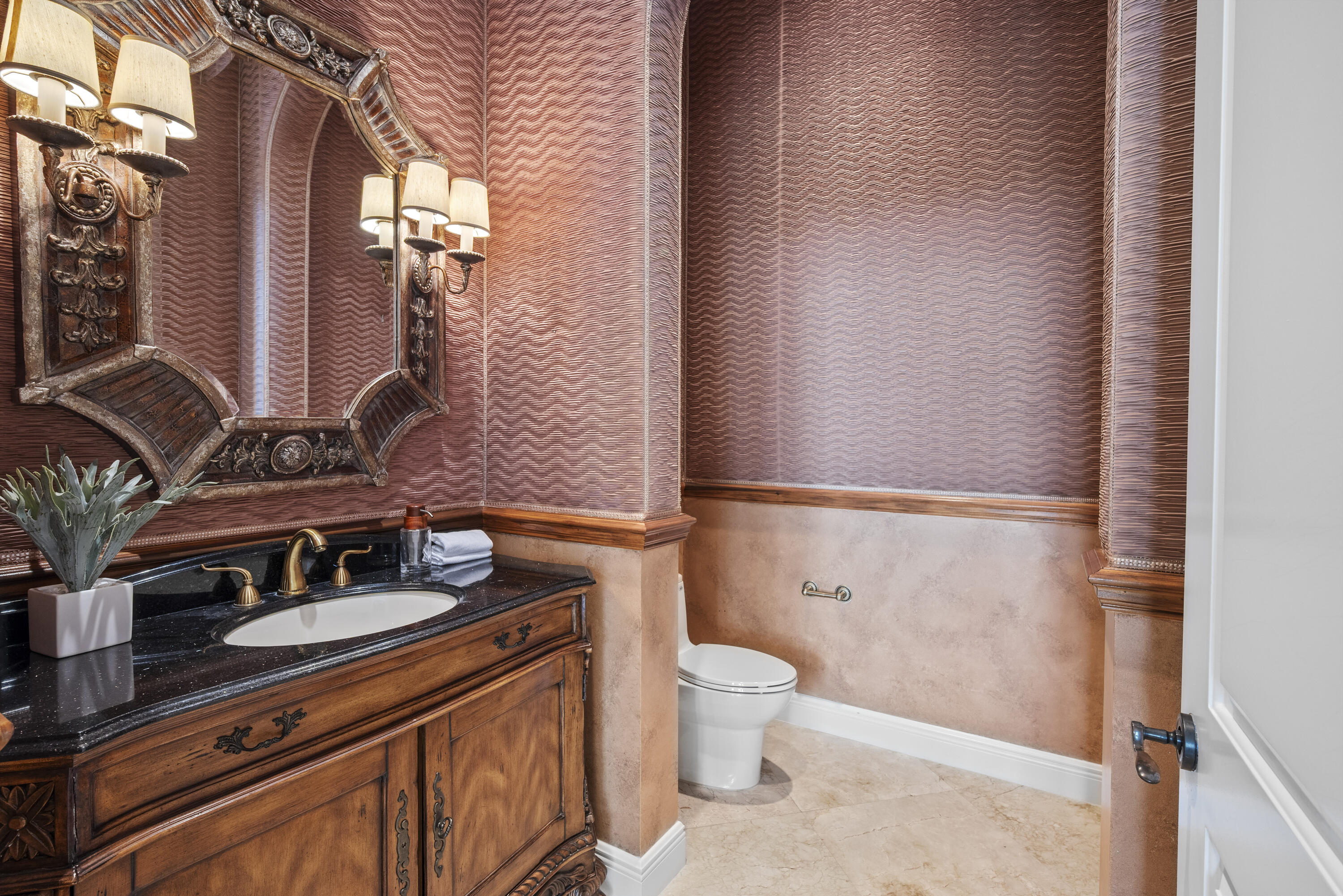 VINTAGE OAKS - Residential