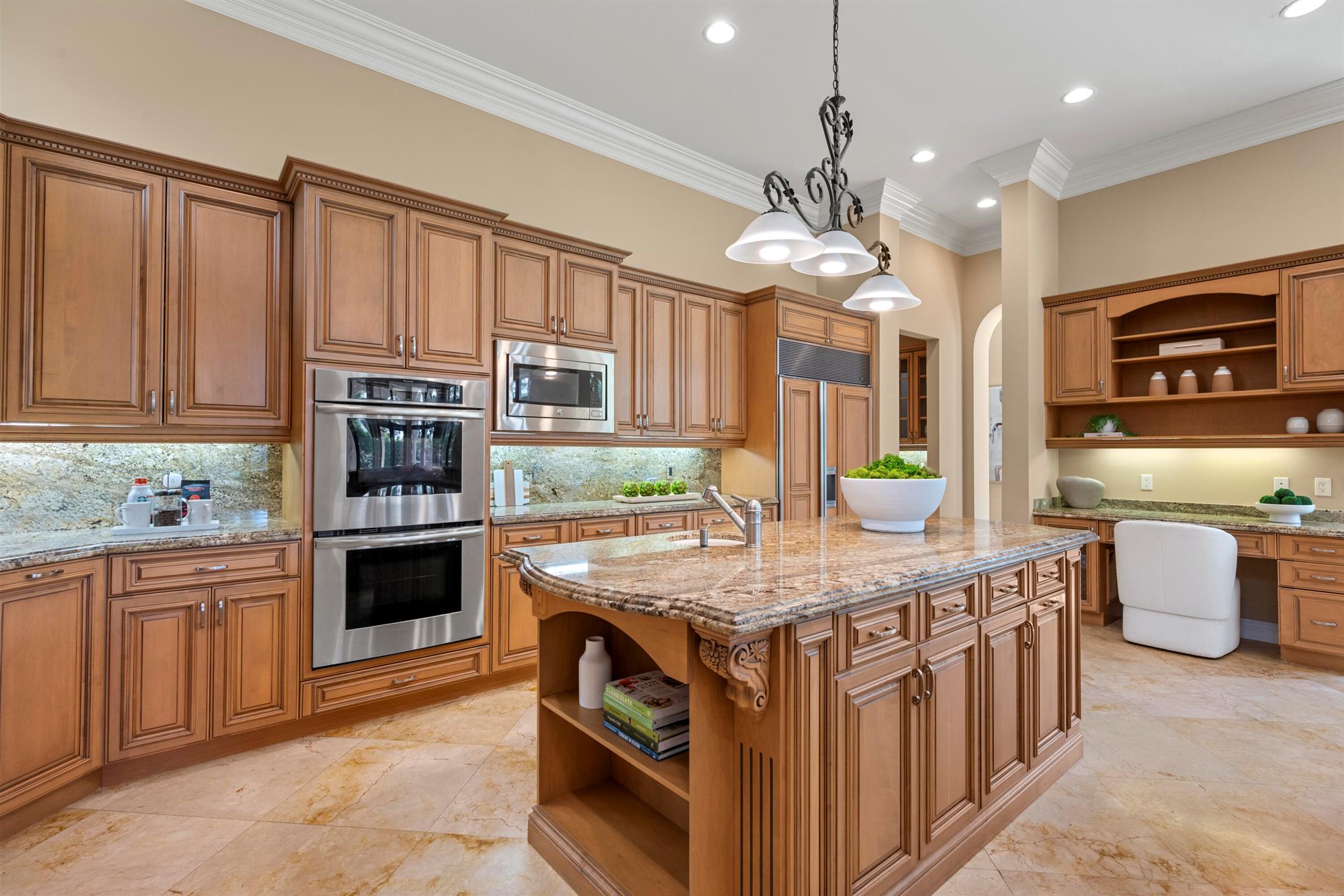 VINTAGE OAKS - Residential