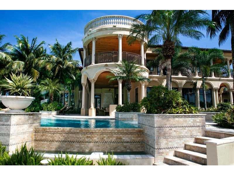 HARBORAGE ISLE - Residential