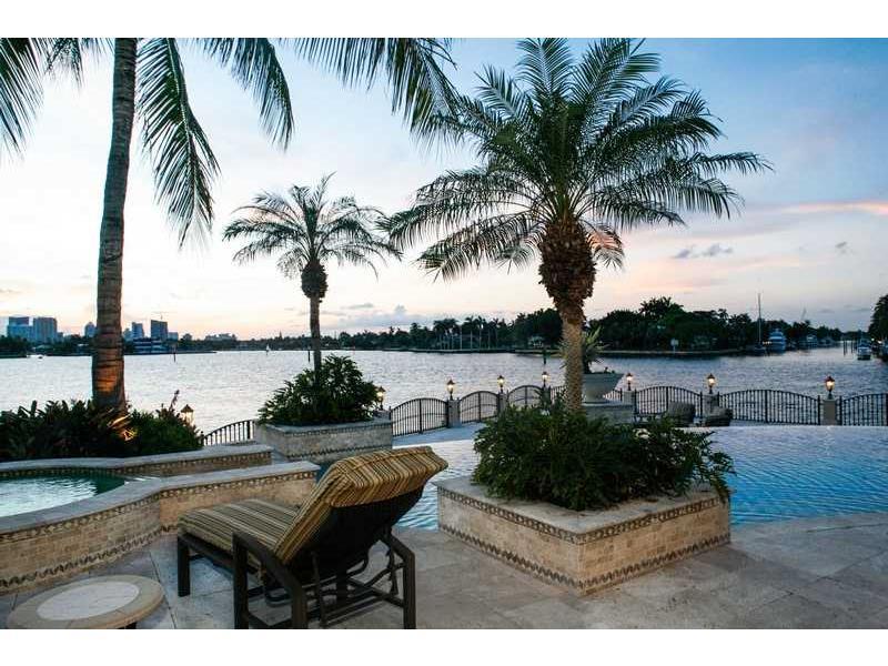 HARBORAGE ISLE - Residential