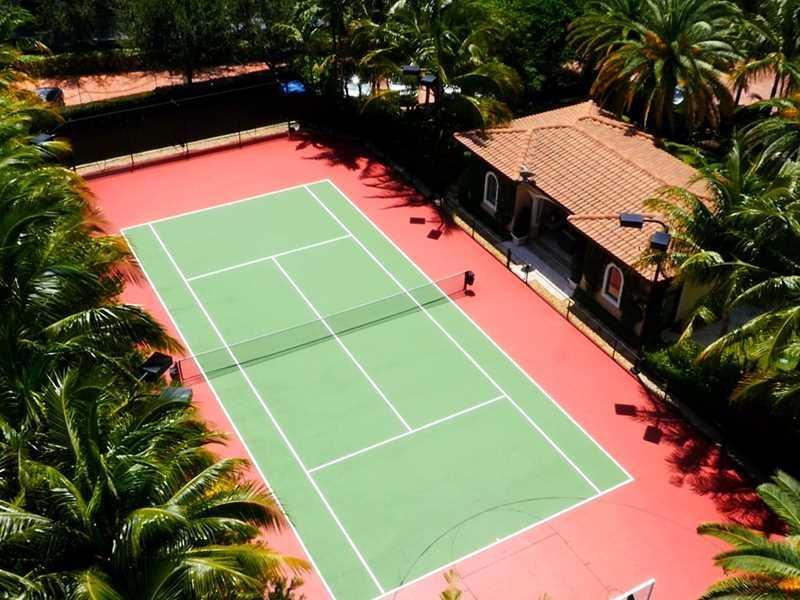 HARBORAGE ISLE - Residential