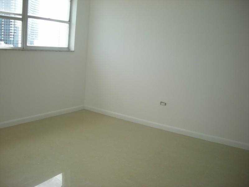 OCTAGON TOWERS I CONDO - Residential Lease