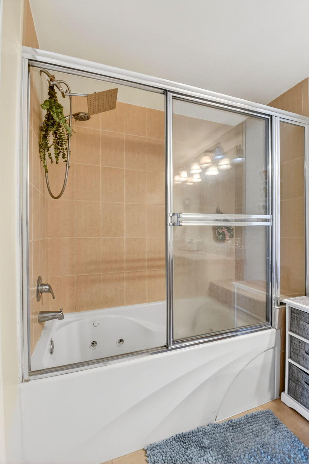 610 CLEMATIS CONDO - Residential