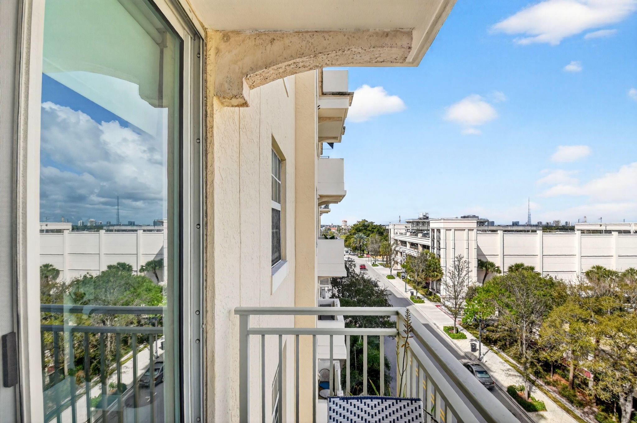 610 CLEMATIS CONDO - Residential