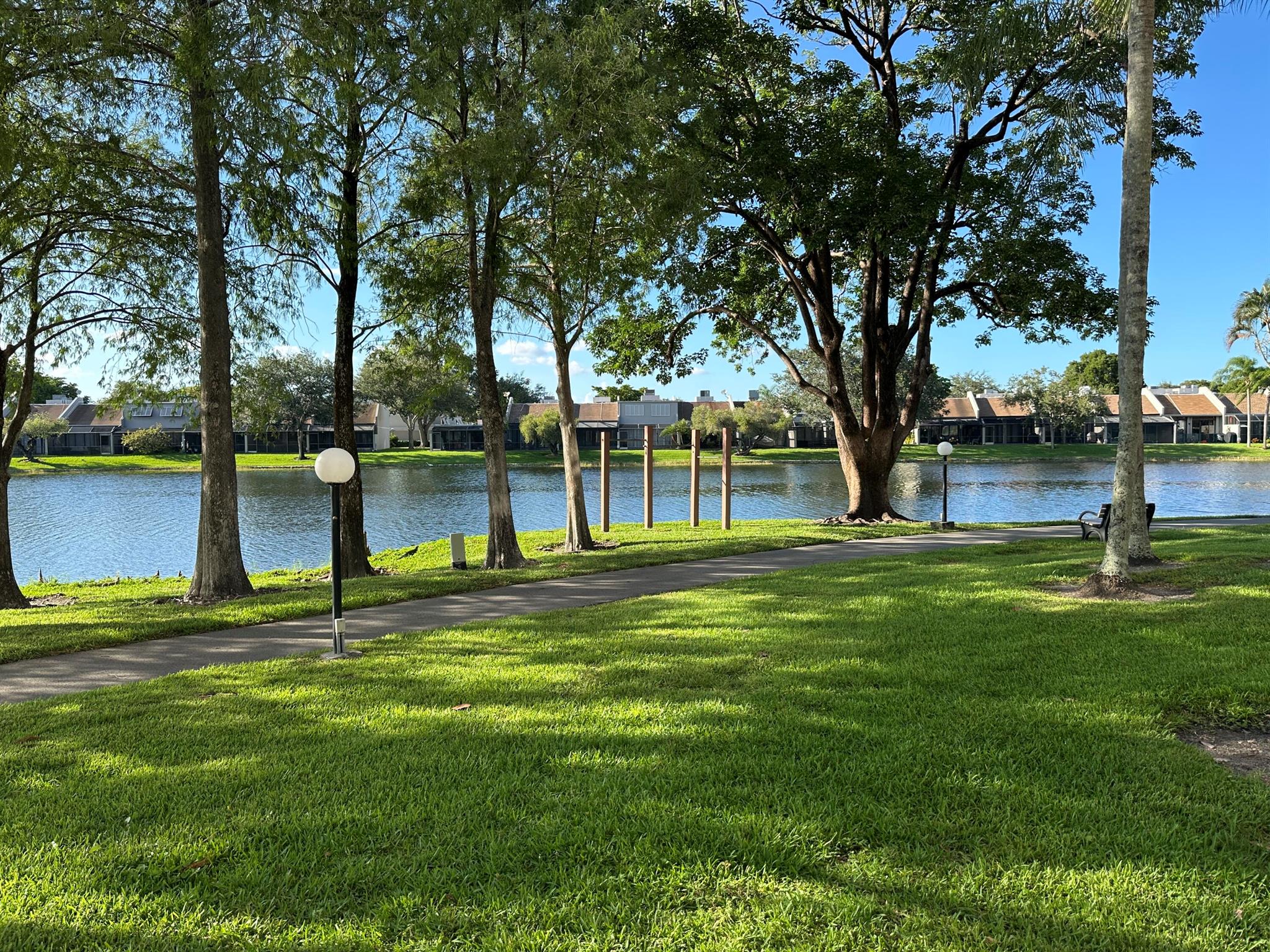COLONY POINT 4 CONDO - Residential
