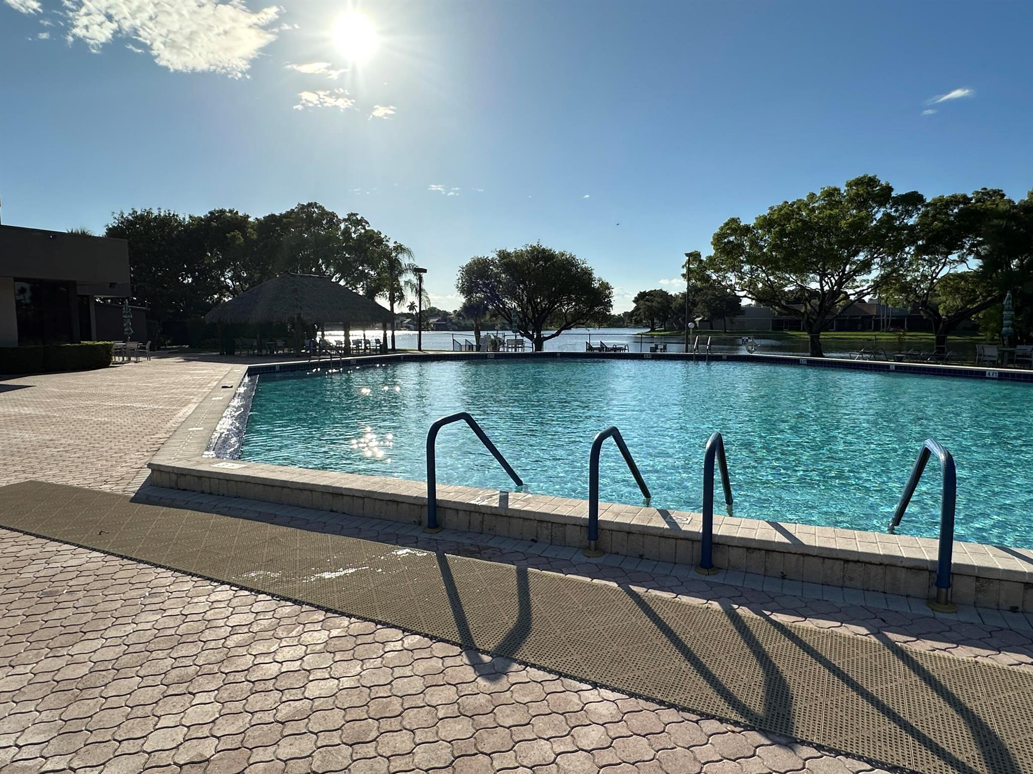 COLONY POINT 4 CONDO - Residential