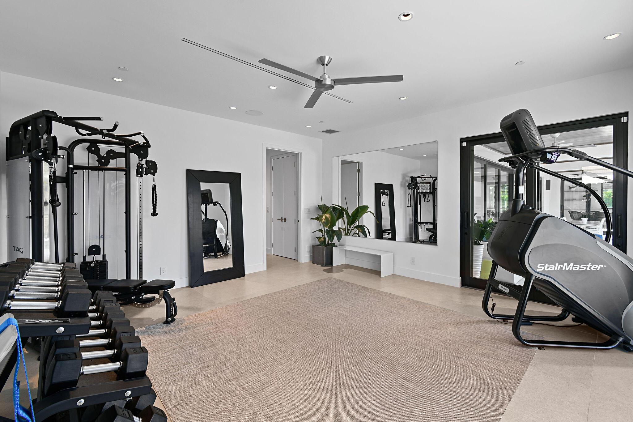 PALM BEACH ISLES 3 - Residential