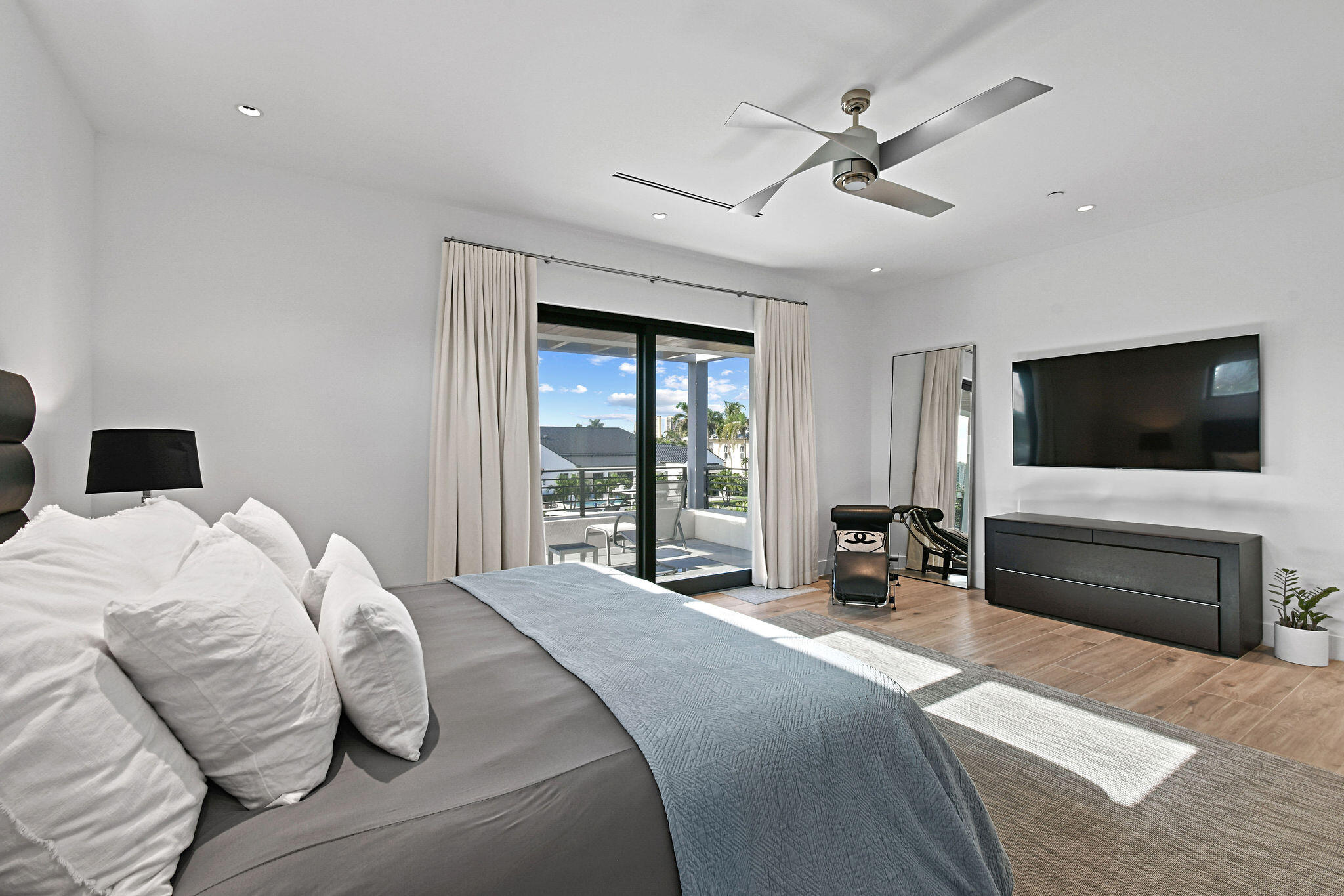 PALM BEACH ISLES 3 - Residential