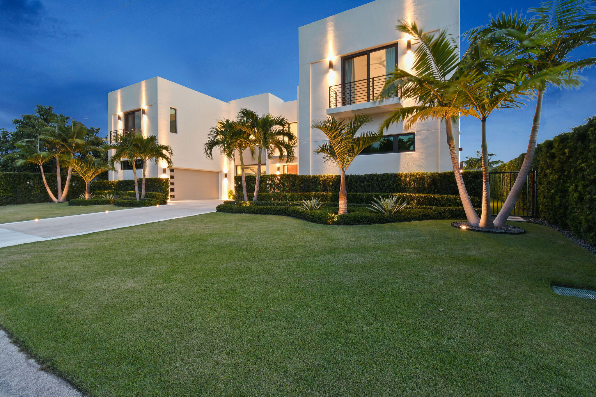 PALM BEACH ISLES 3 - Residential