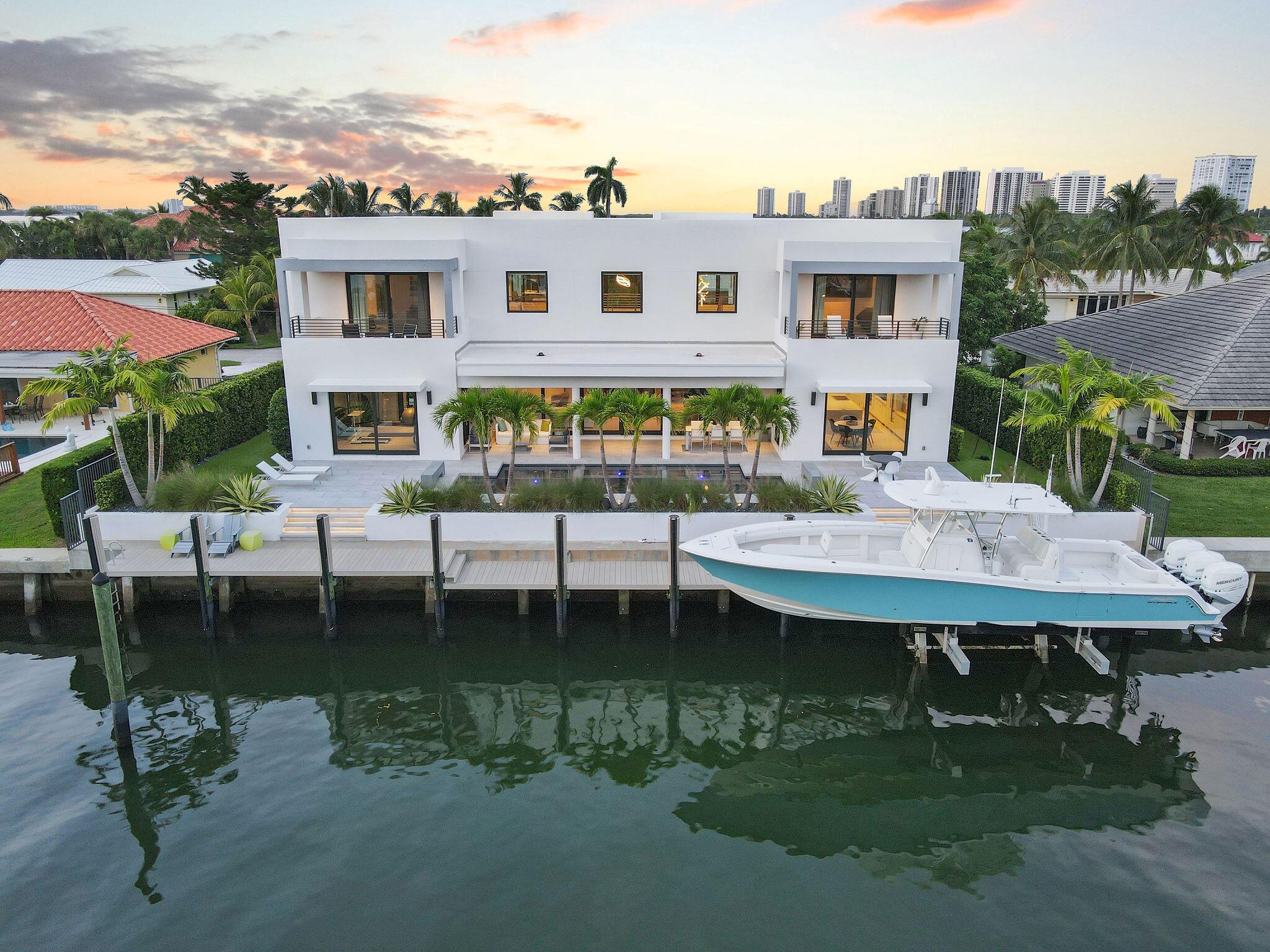 PALM BEACH ISLES 3 - Residential