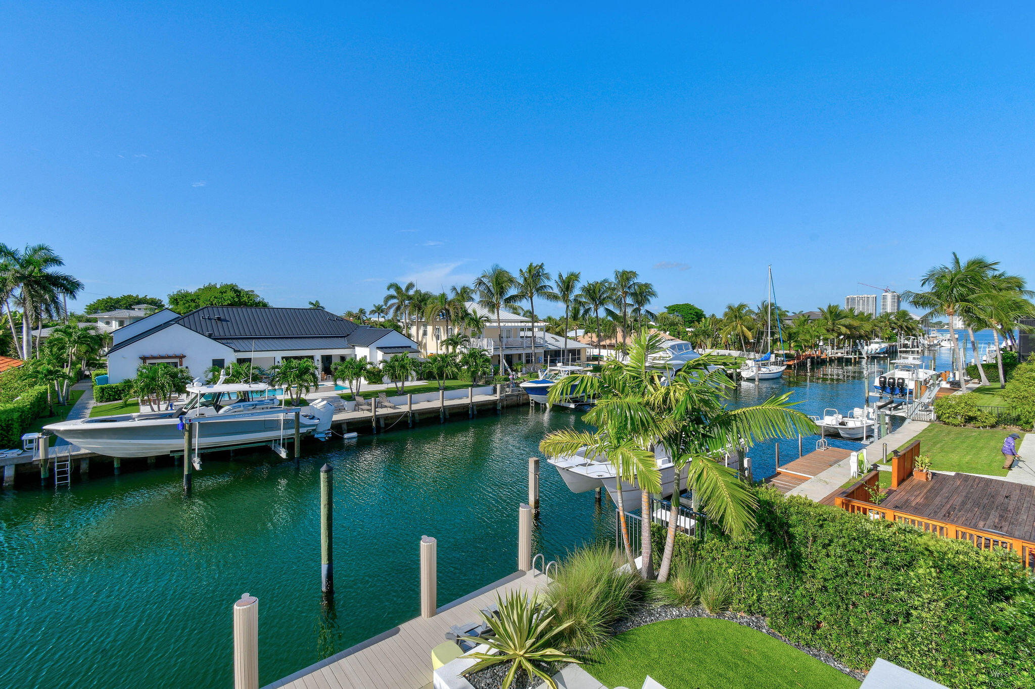 PALM BEACH ISLES 3 - Residential