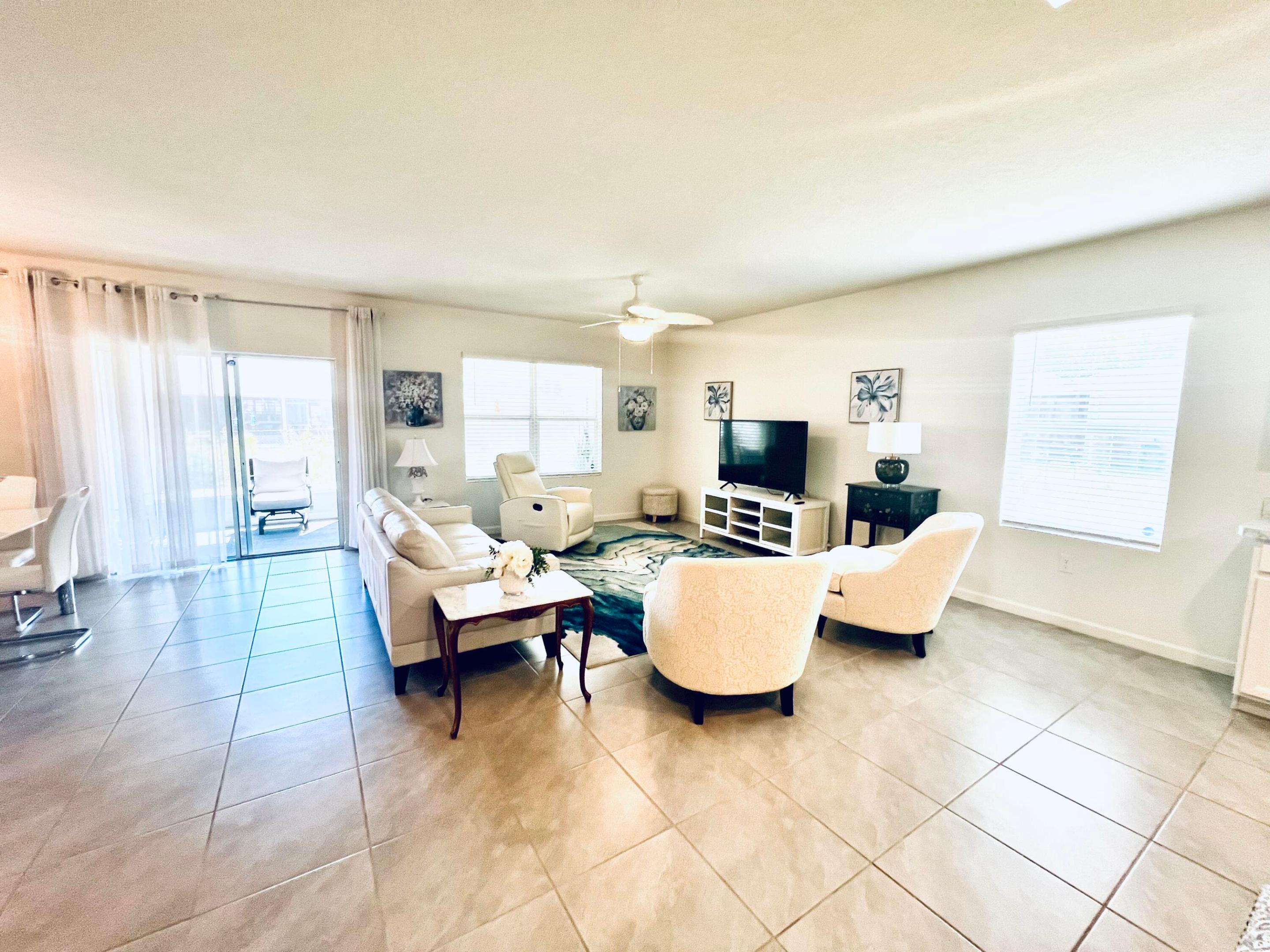 SEBASTIAN HIGHLANDS UNIT 10 - Residential