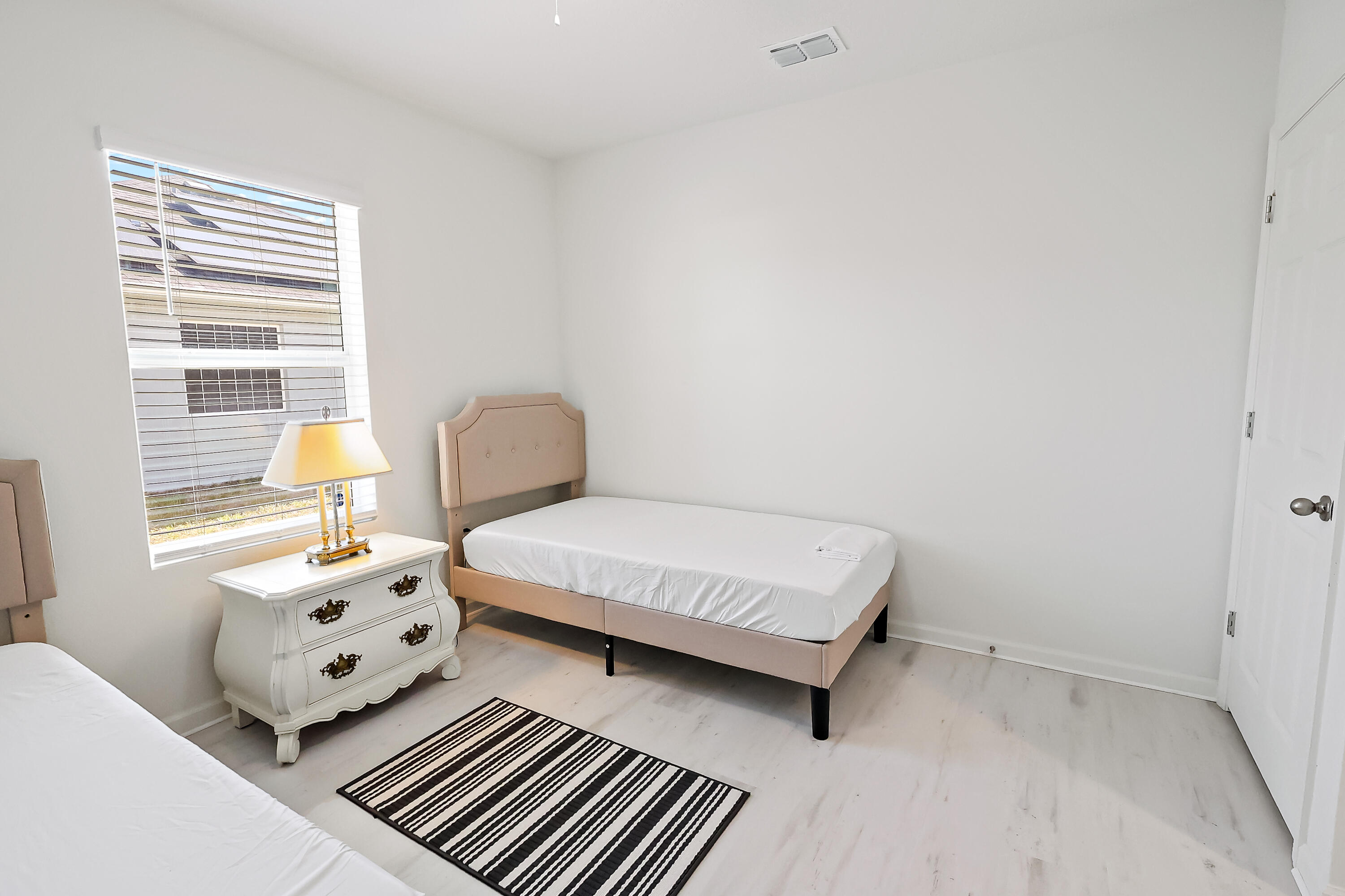 SEBASTIAN HIGHLANDS UNIT 10 - Residential