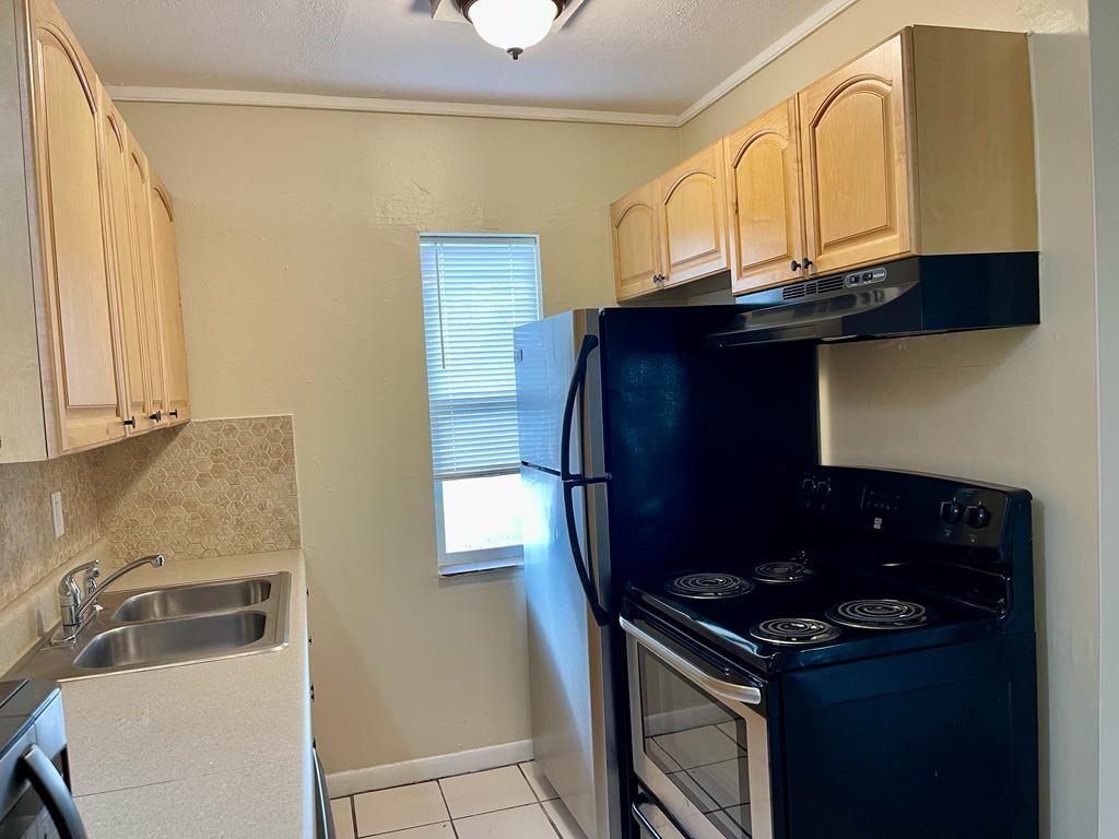 Five Points - Residential Lease