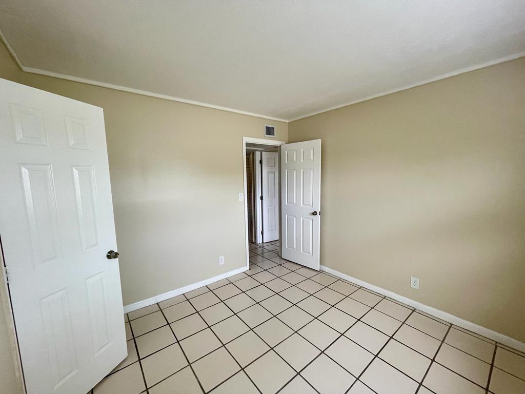 Five Points - Residential Lease