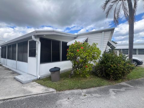 A home in Briny Breezes