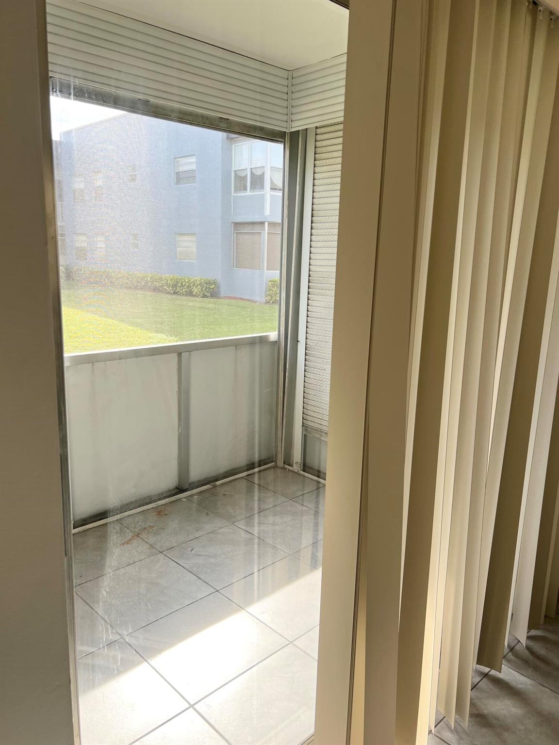 KINGS POINT BURGUNDY - Residential Lease