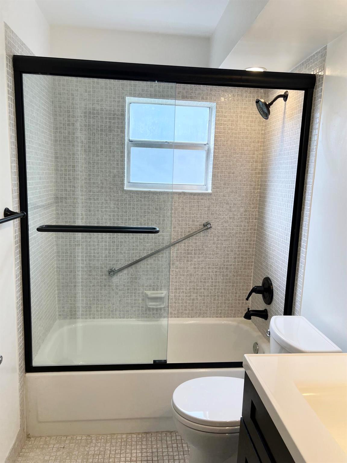 KINGS POINT BURGUNDY - Residential Lease