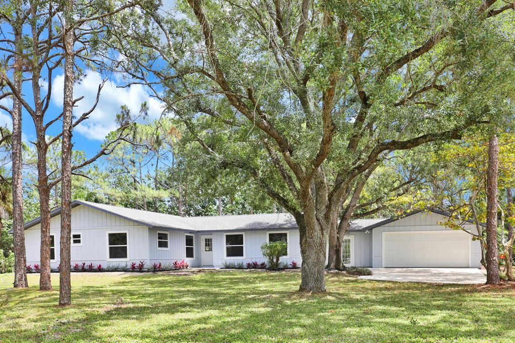 Photo of 15824 76th Trail N, West Palm Beach, FL 33418 (MLS # R10711907)