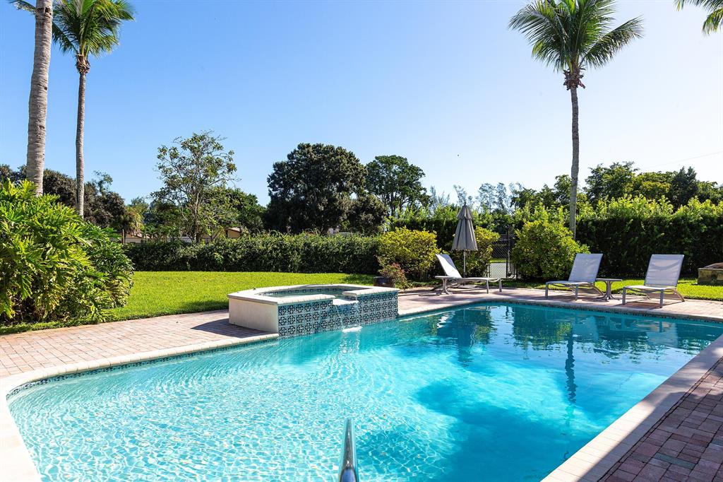 PALM BEACH FARMS CO 3 - Residential