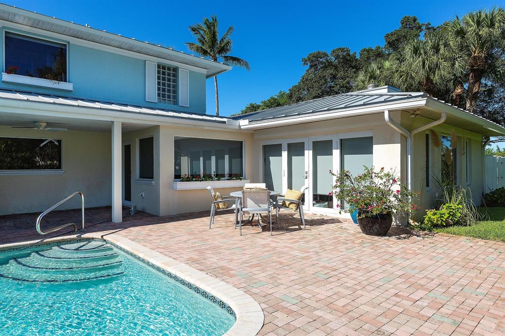 PALM BEACH FARMS CO 3 - Residential