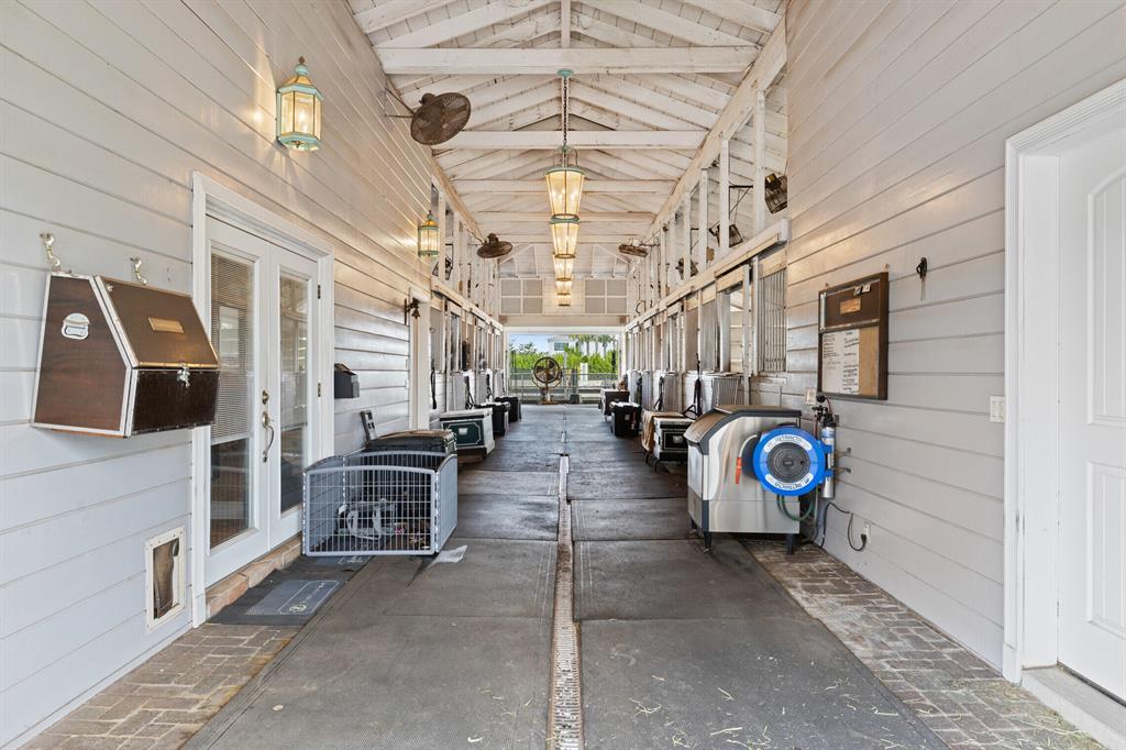 PALM BEACH FARMS CO 3 - Residential