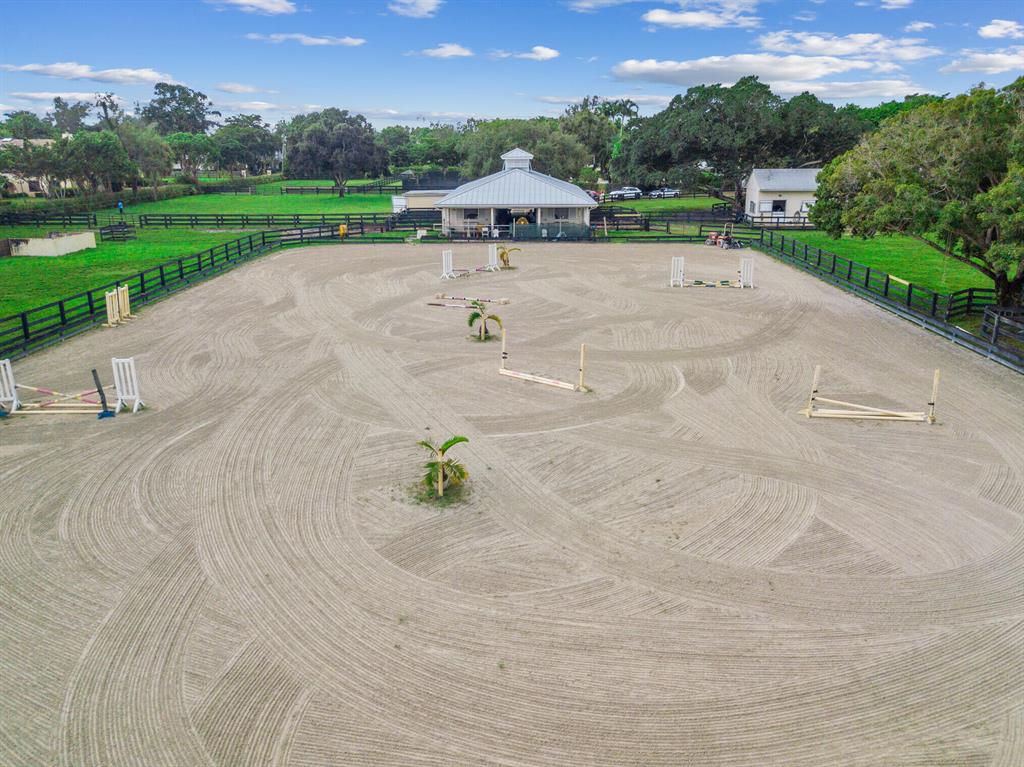 PALM BEACH FARMS CO 3 - Residential