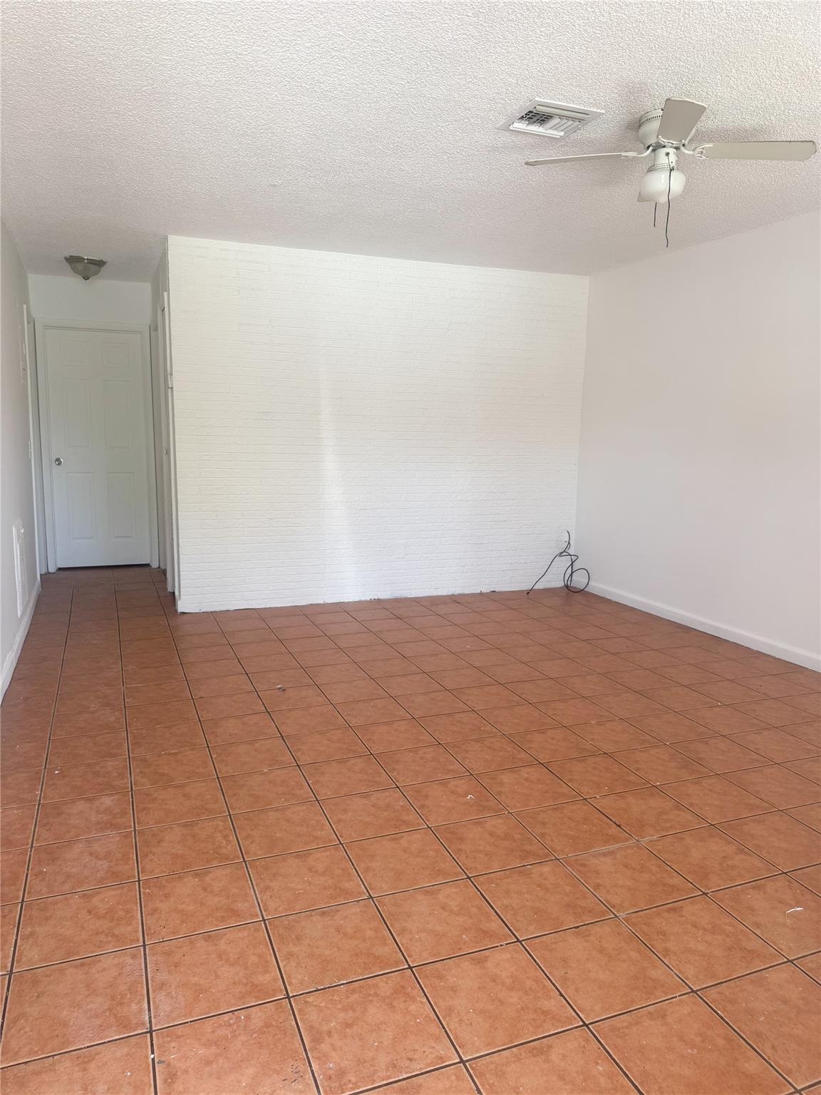 NORTH WEST LAUDERDALE - Residential Lease