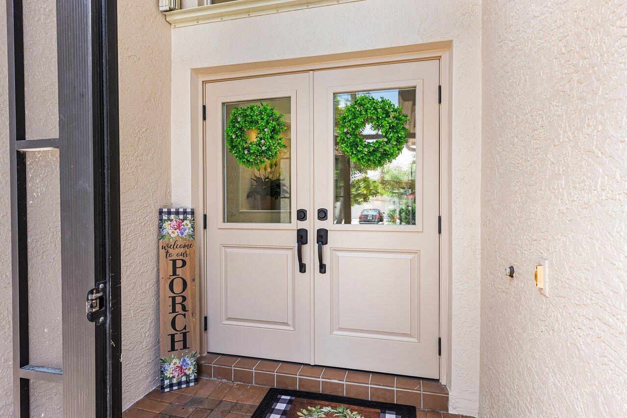 7689 Las Cruces Court