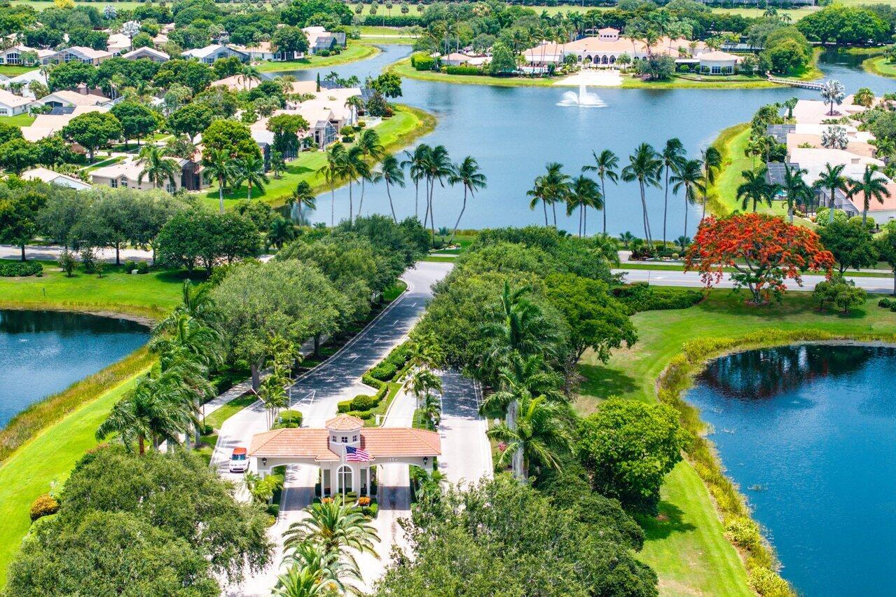 VALENCIA LAKES 3 - Residential